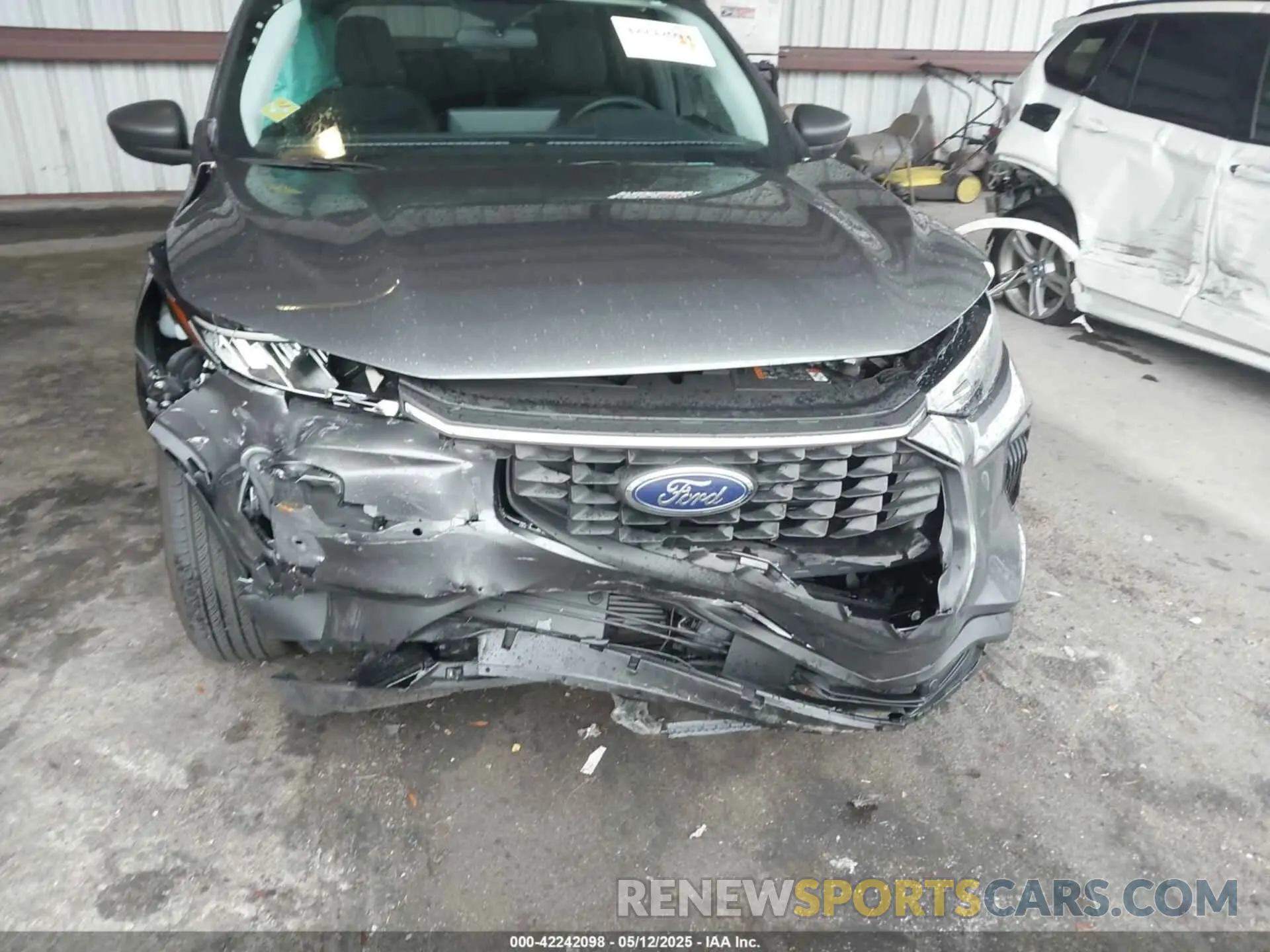 6 fotografías del automóvil dañado 1FMCU9GN2RUA38595 FORD ESCAPE 2024