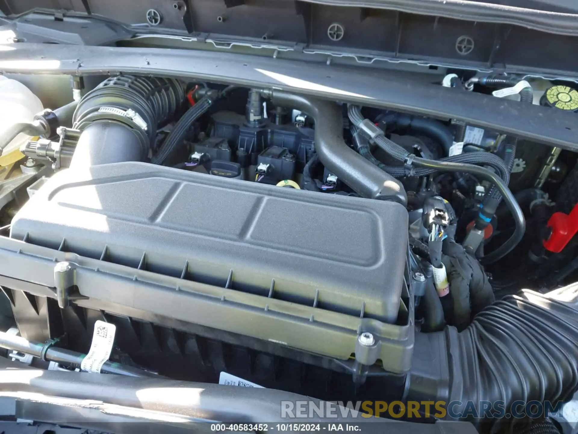 10 fotografías del automóvil dañado 1FMCU9GN4RUA10071 FORD ESCAPE 2024