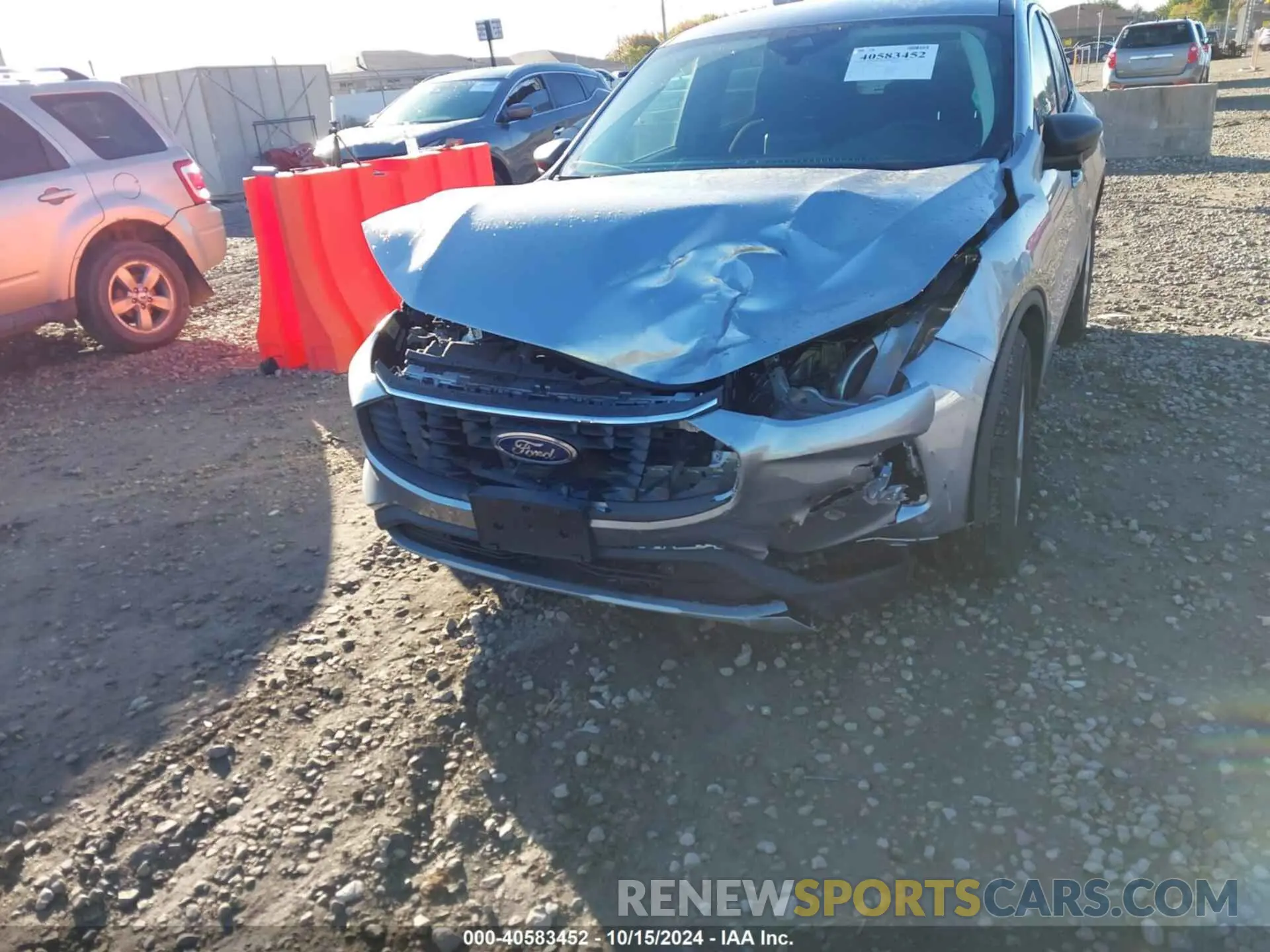6 fotografías del automóvil dañado 1FMCU9GN4RUA10071 FORD ESCAPE 2024