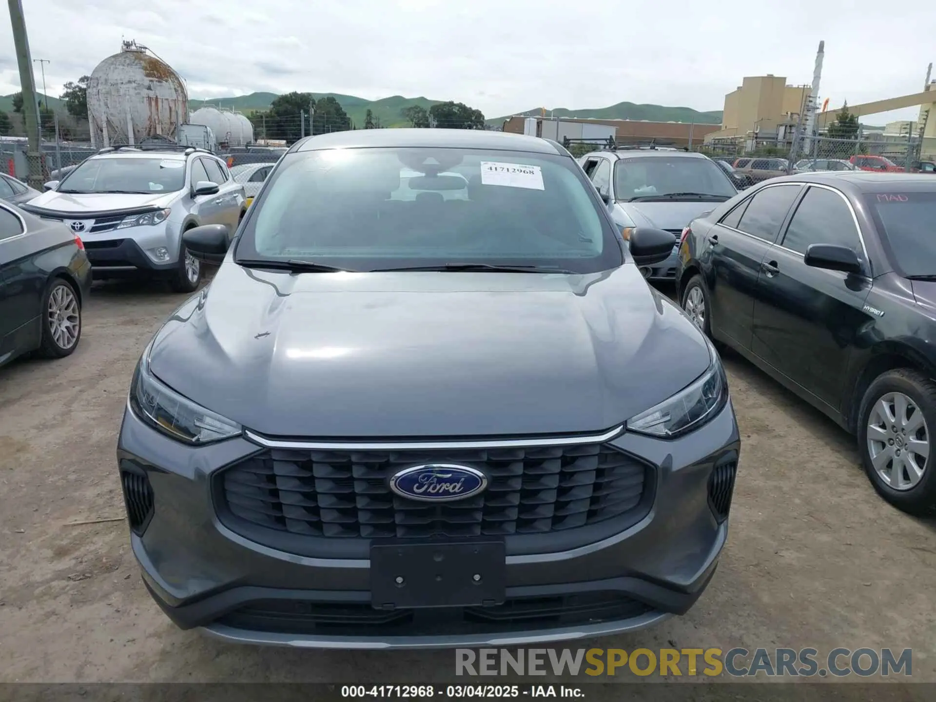 12 fotografías del automóvil dañado 1FMCU9GN5RUA55312 FORD ESCAPE 2024