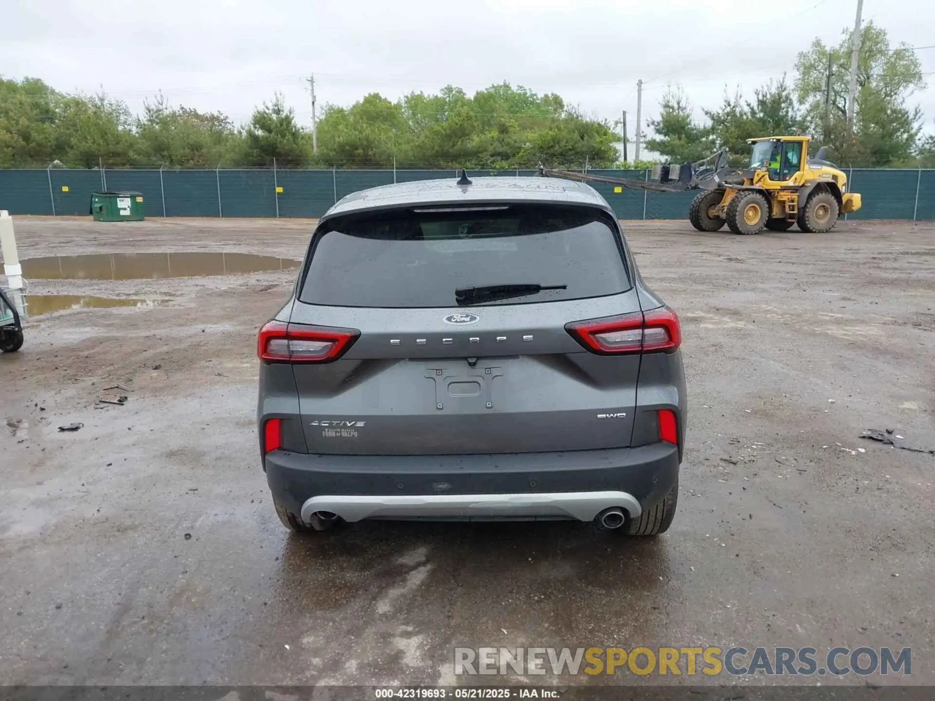 17 fotografías del automóvil dañado 1FMCU9GN5RUB14794 FORD ESCAPE 2024