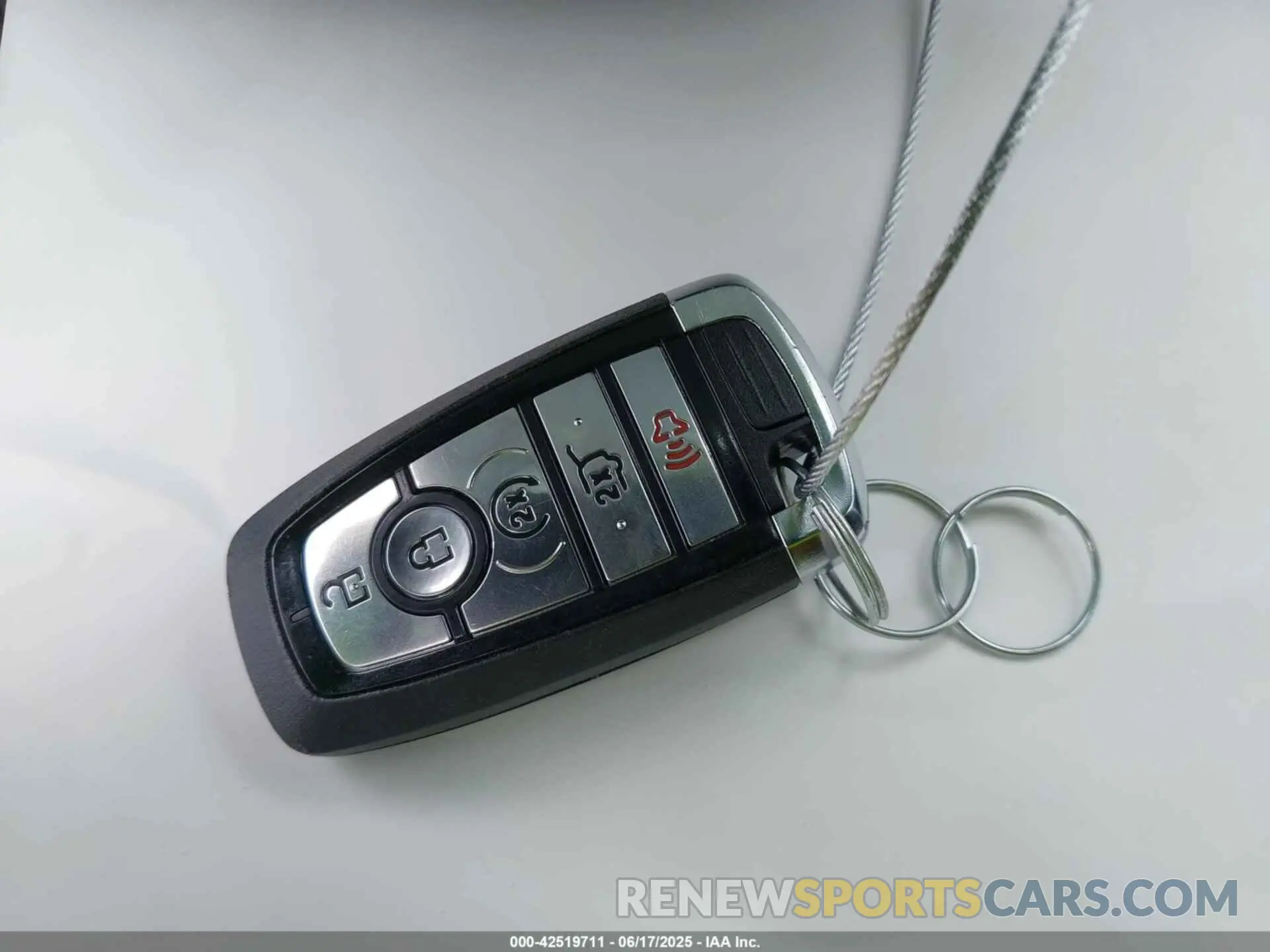 11 fotografías del automóvil dañado 1FMCU9GN6RUA12291 FORD ESCAPE 2024