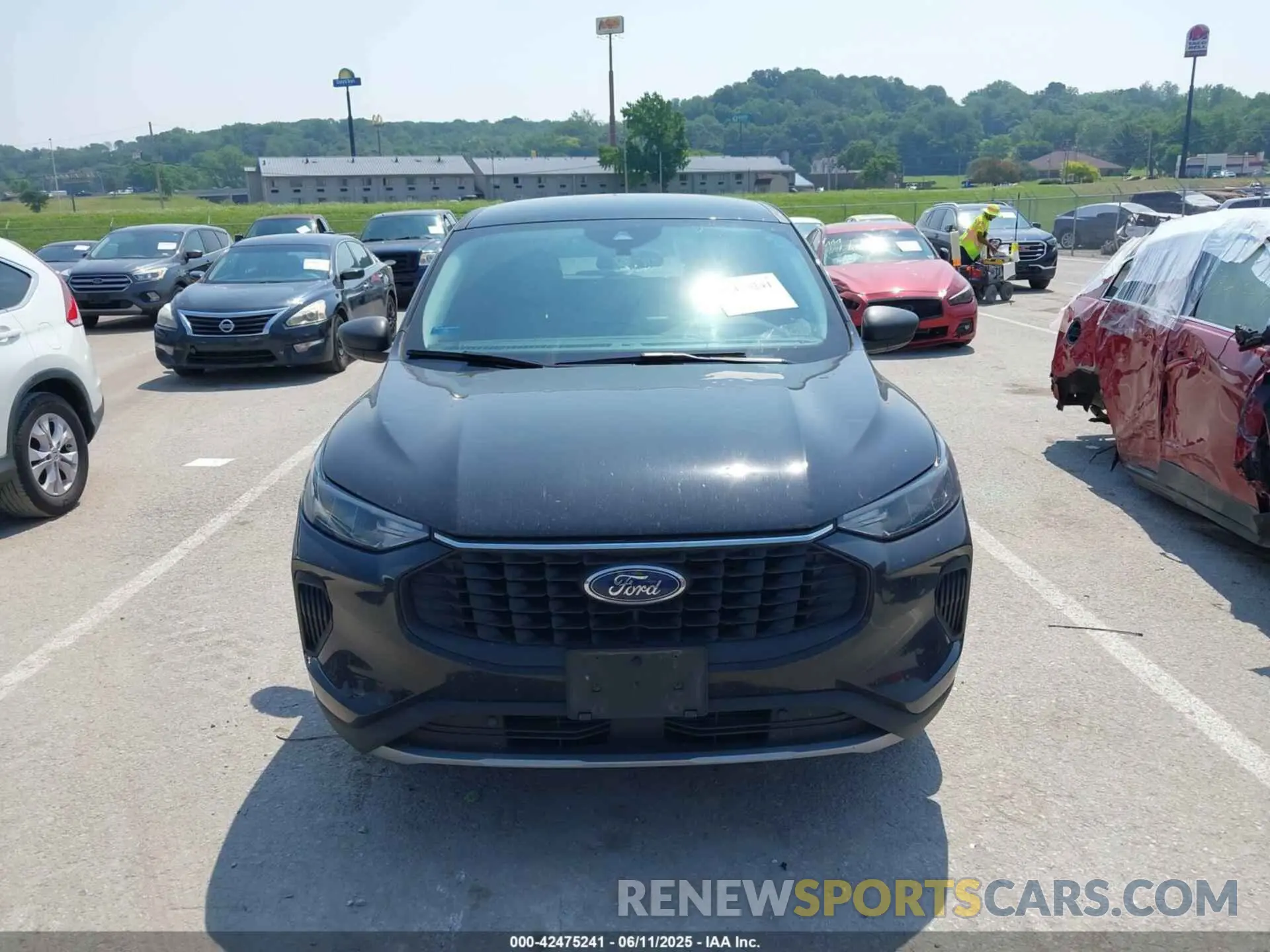 12 fotografías del automóvil dañado 1FMCU9GN7RUA01364 FORD ESCAPE 2024