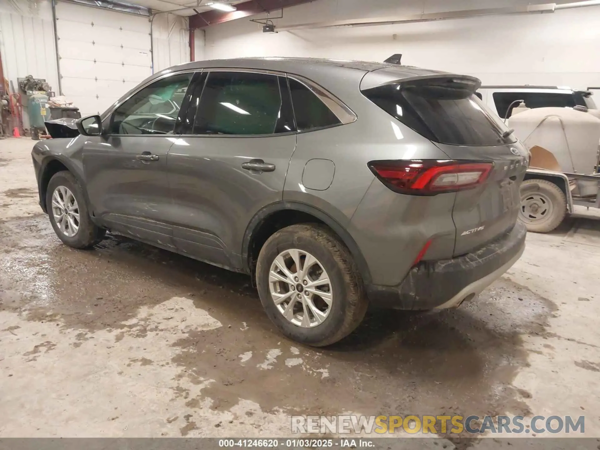 3 fotografías del automóvil dañado 1FMCU9GN8RUA95786 FORD ESCAPE 2024
