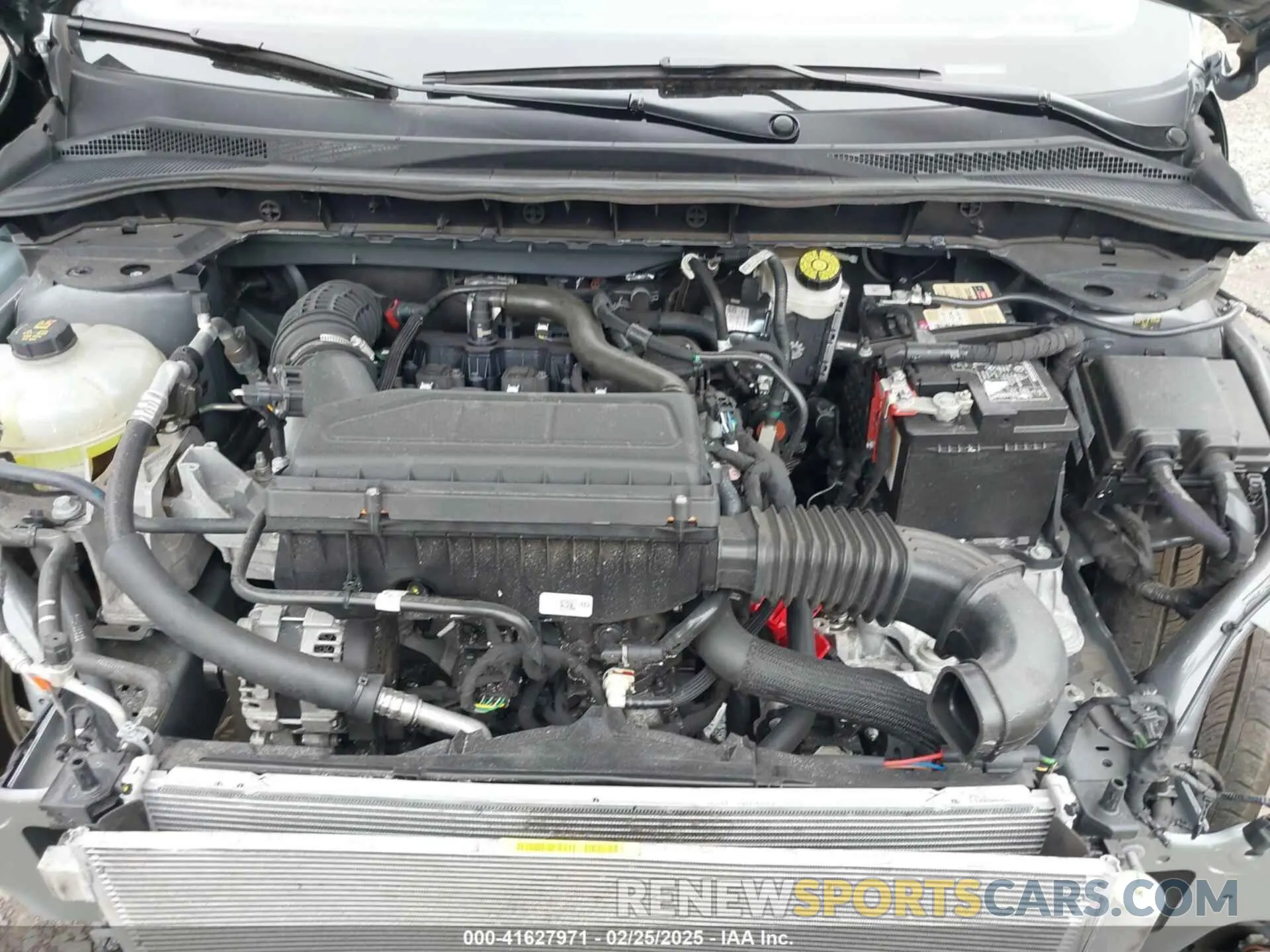 10 fotografías del automóvil dañado 1FMCU9GNXRUA08583 FORD ESCAPE 2024
