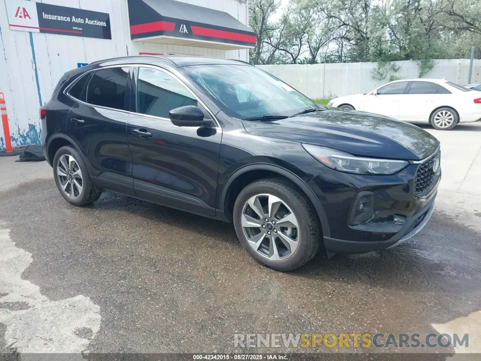 1 fotografías del automóvil dañado 1FMCU9JA2RUA35721 FORD ESCAPE 2024