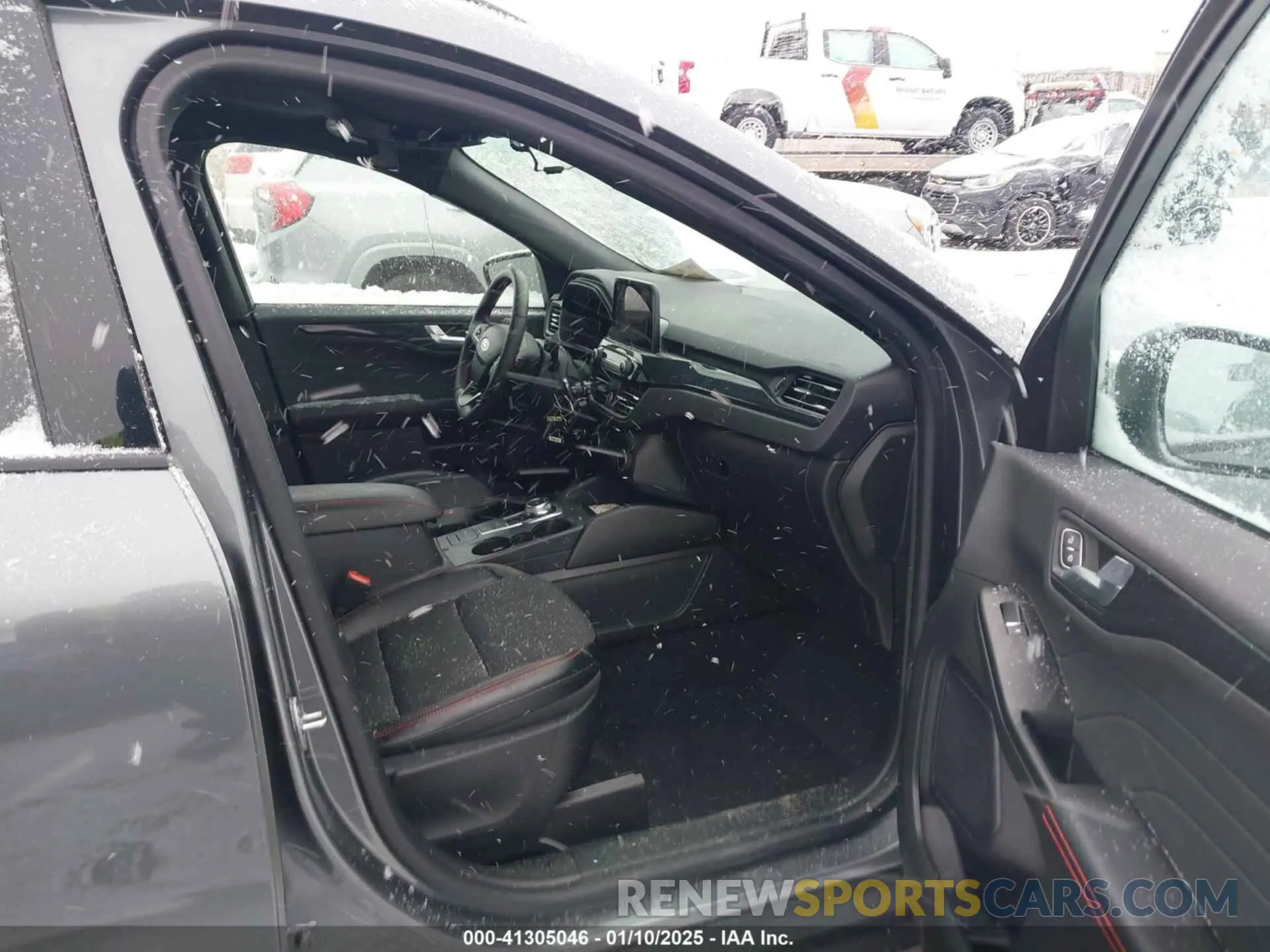 5 fotografías del automóvil dañado 1FMCU9MN5RUA12545 FORD ESCAPE 2024