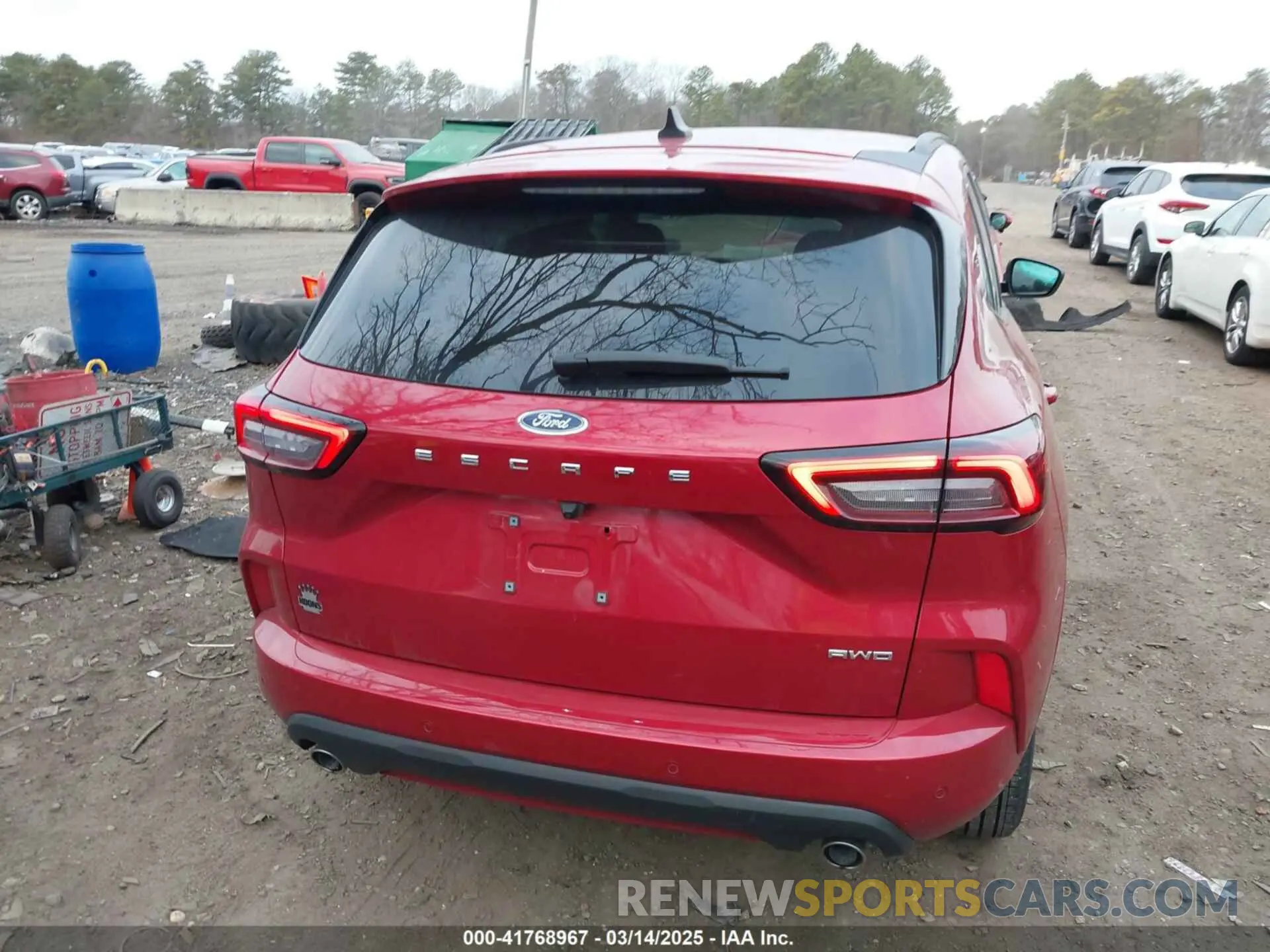 16 fotografías del automóvil dañado 1FMCU9MN8RUA76286 FORD ESCAPE 2024