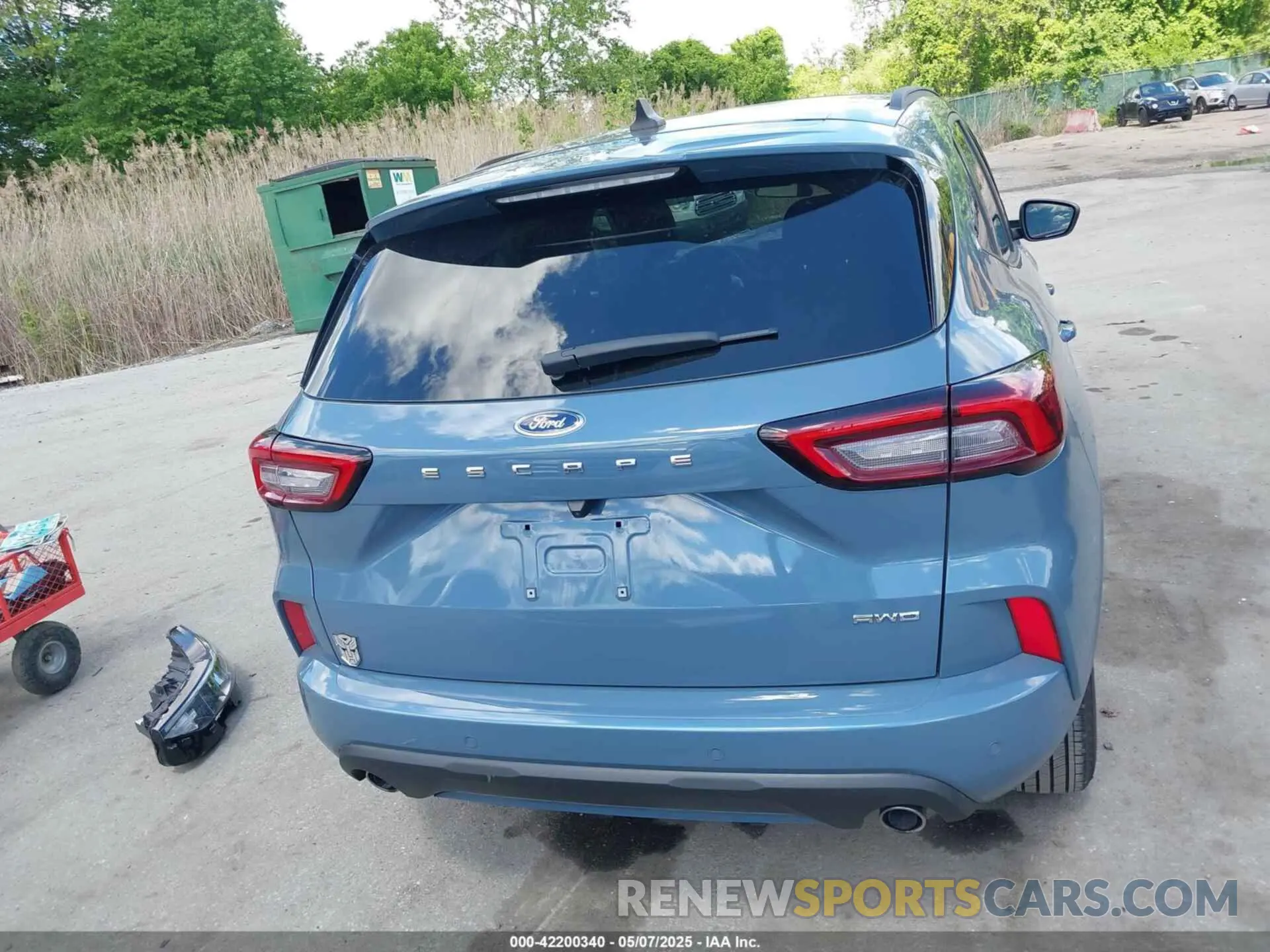 17 fotografías del automóvil dañado 1FMCU9MN9RUA50375 FORD ESCAPE 2024