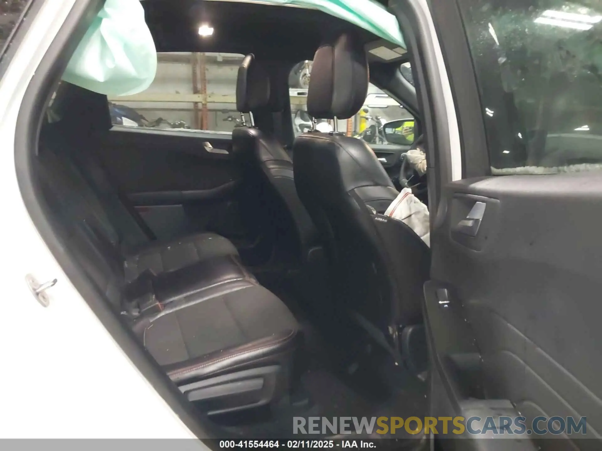 8 fotografías del automóvil dañado 1FMCU9NA7RUA40276 FORD ESCAPE 2024