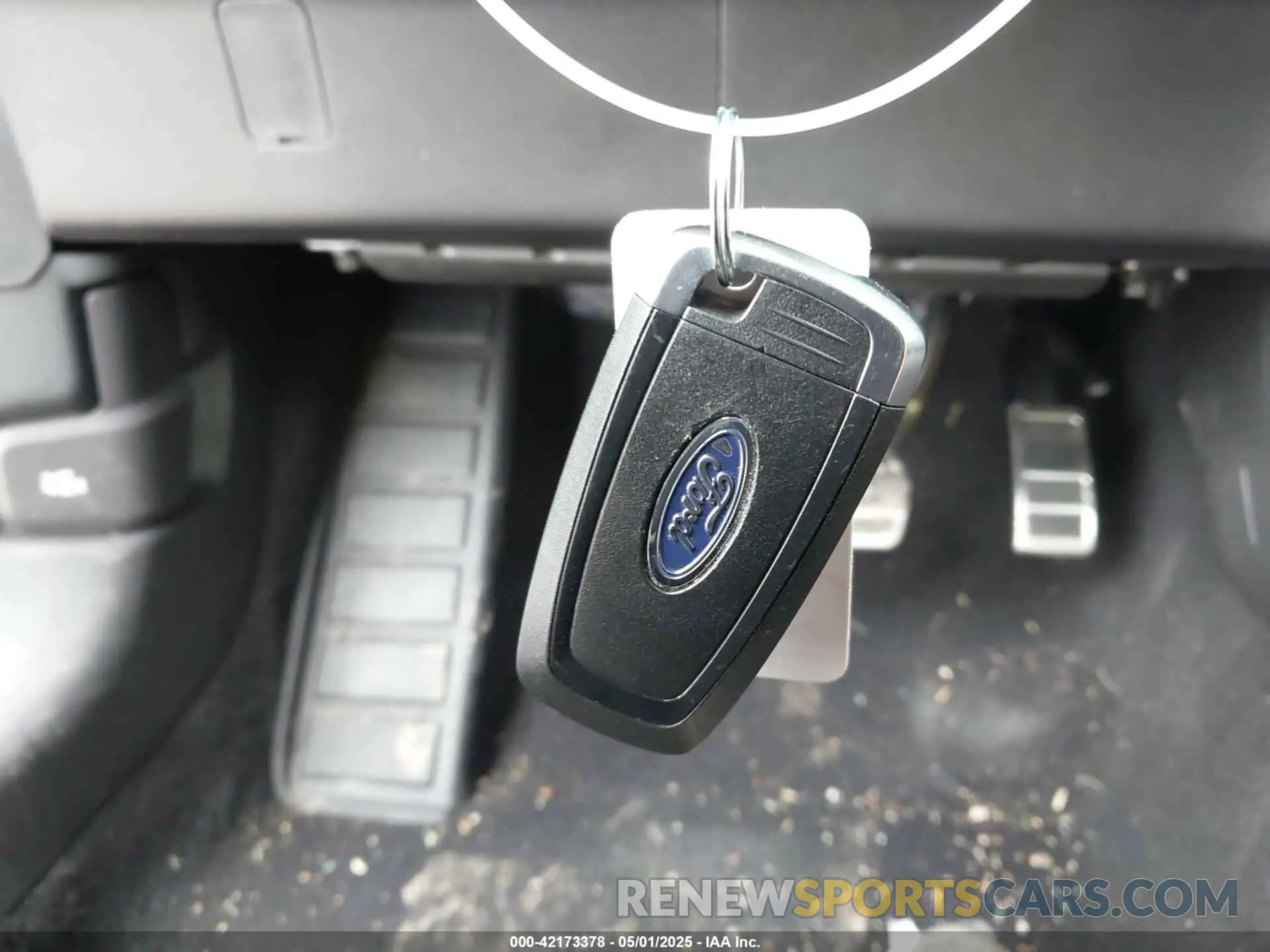 11 fotografías del automóvil dañado 1FMCU9NA9RUB47765 FORD ESCAPE 2024