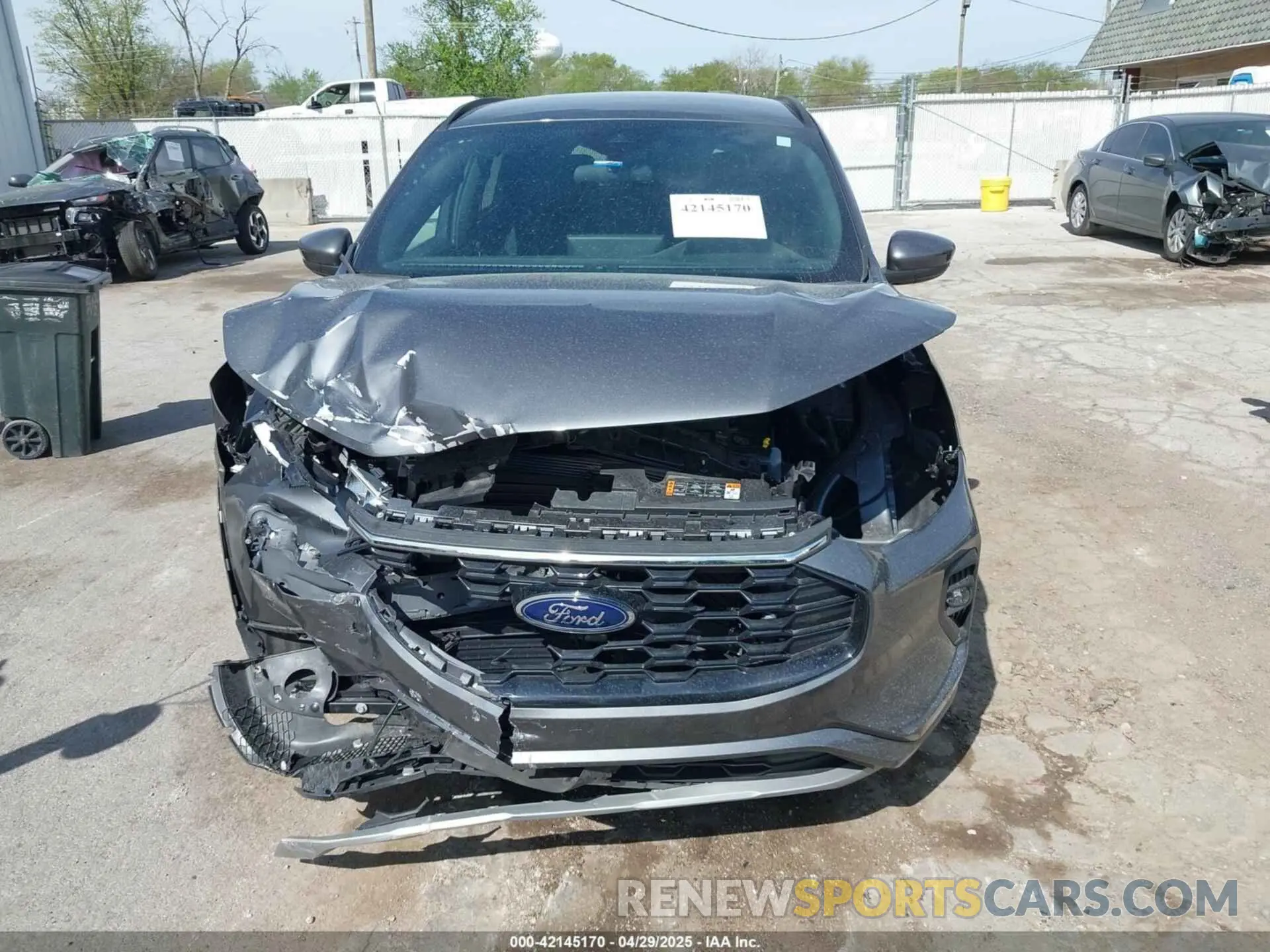 12 fotografías del automóvil dañado 1FMCU9NA9RUB60676 FORD ESCAPE 2024