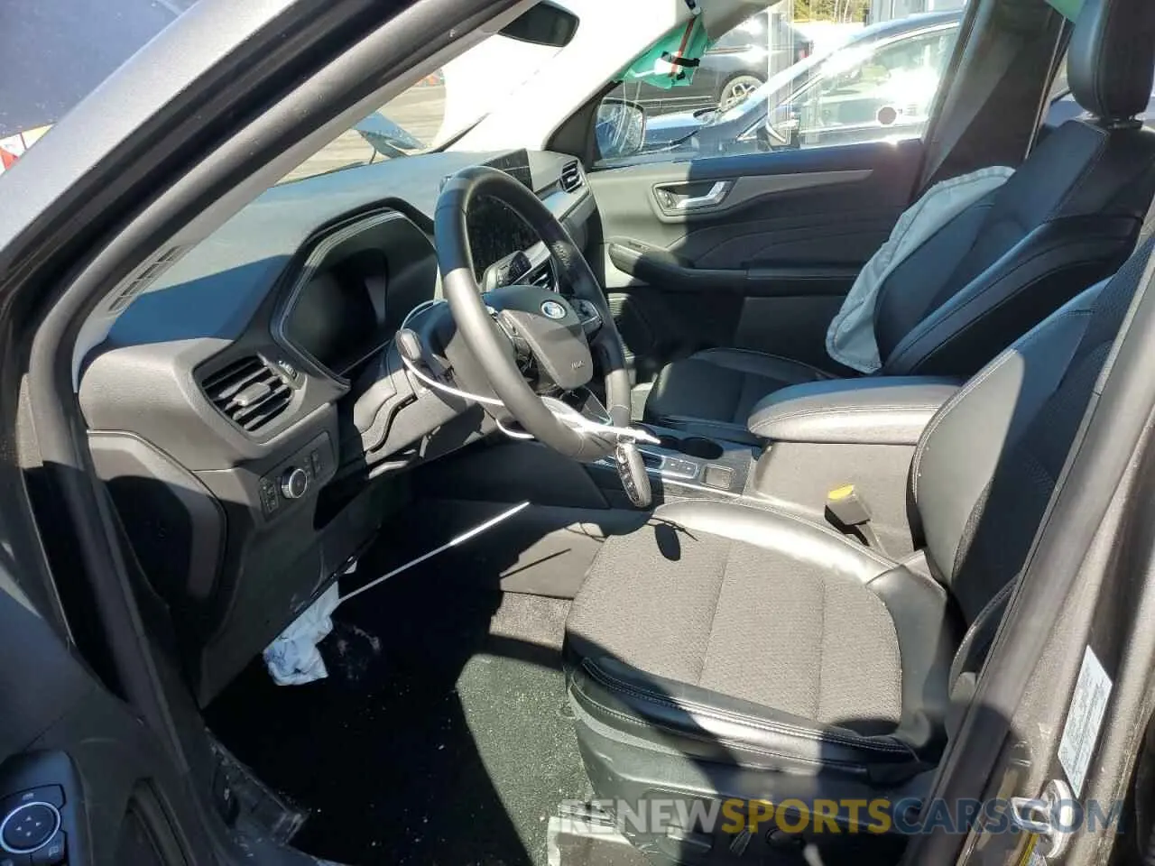 7 fotografías del automóvil dañado 1FMCU0E12SUA38906 FORD ESCAPE 2025