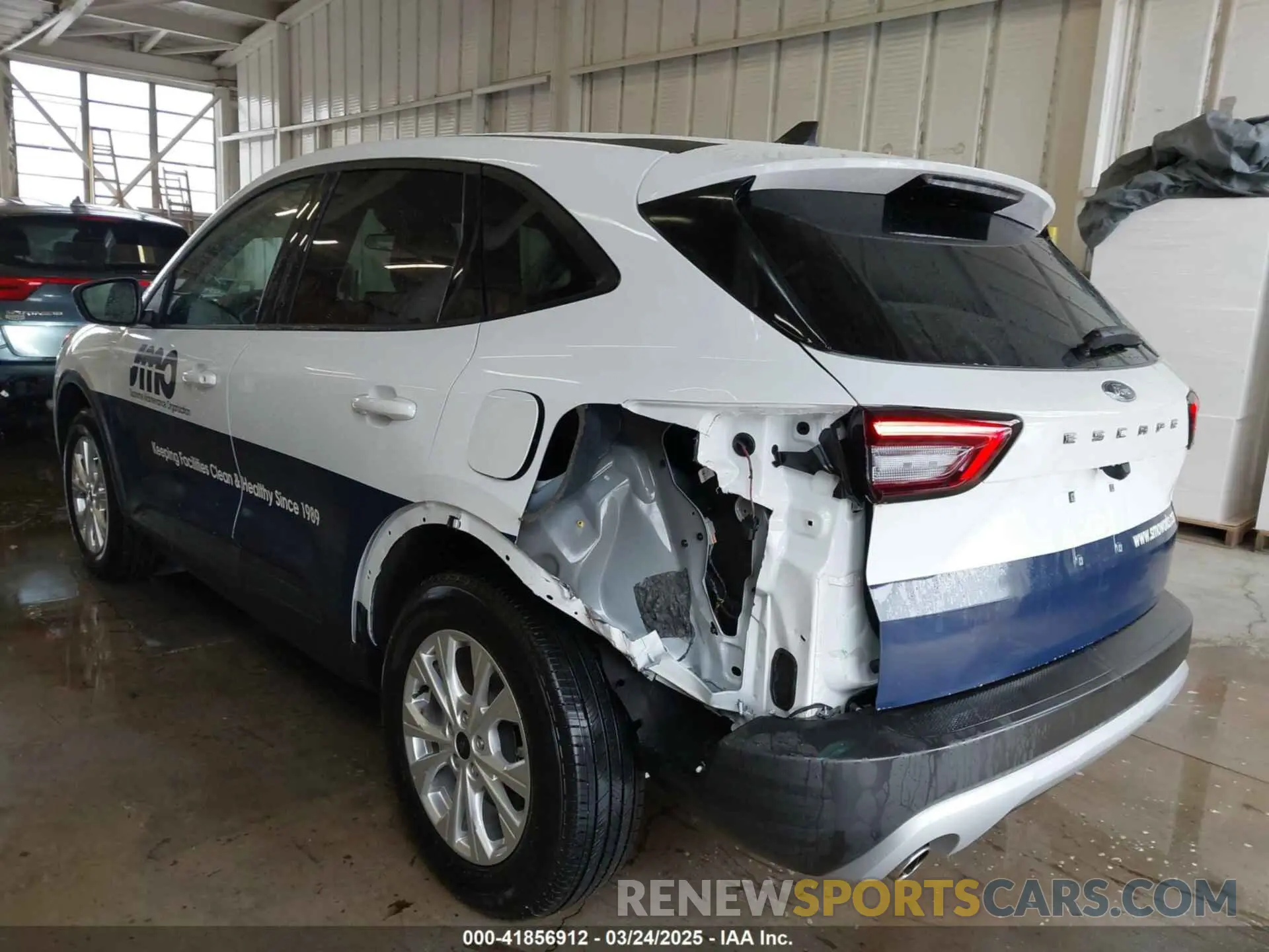 3 fotografías del automóvil dañado 1FMCU0GN7SUA01558 FORD ESCAPE 2025