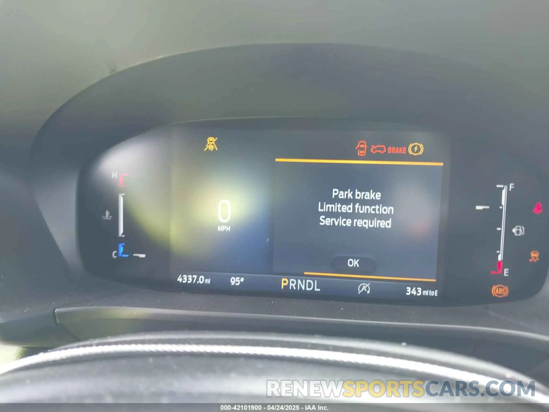 7 fotografías del automóvil dañado 1FMCU0MN1SUA09756 FORD ESCAPE 2025