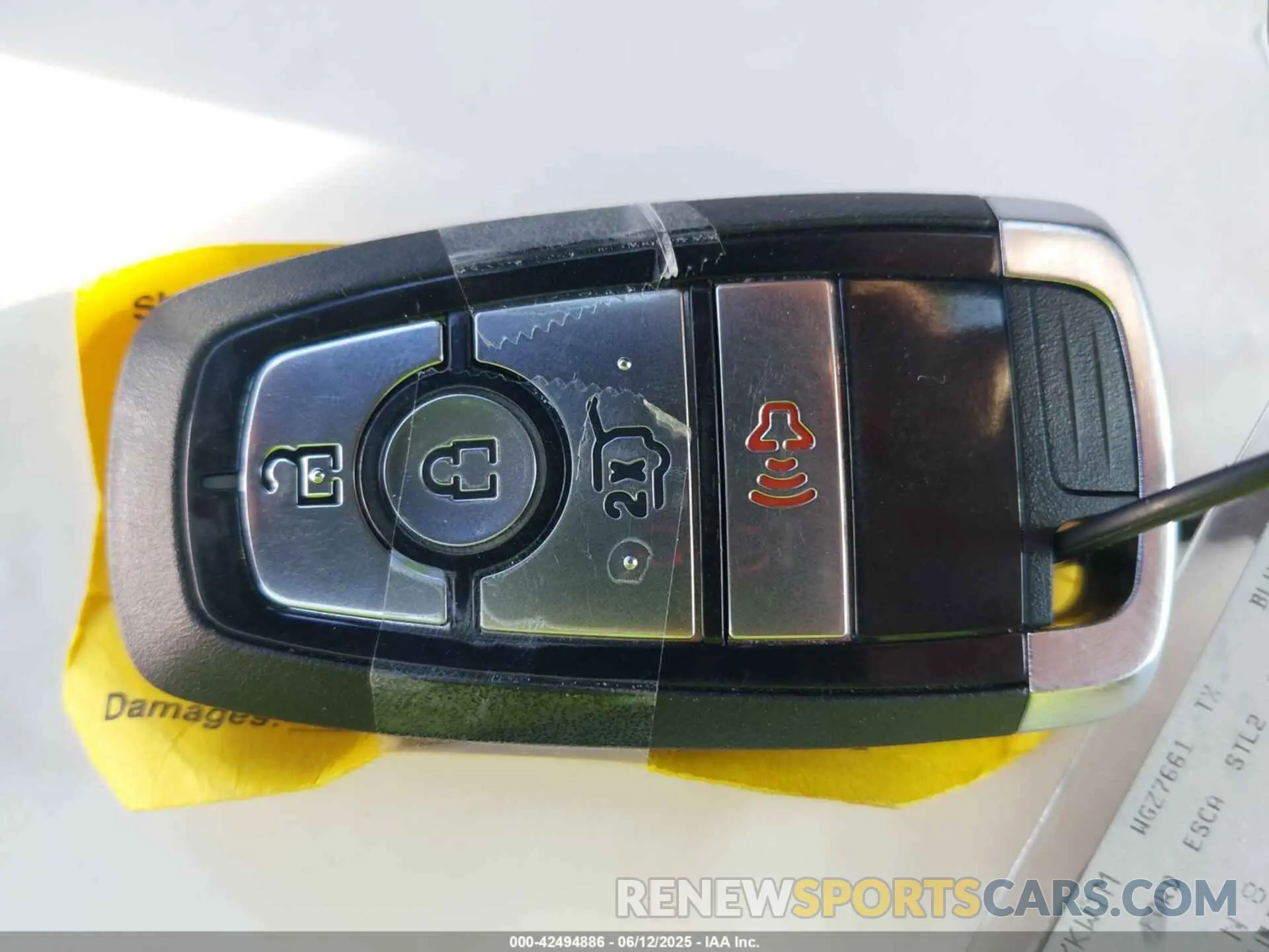 11 fotografías del automóvil dañado 1FMCU0MN8SUB01169 FORD ESCAPE 2025