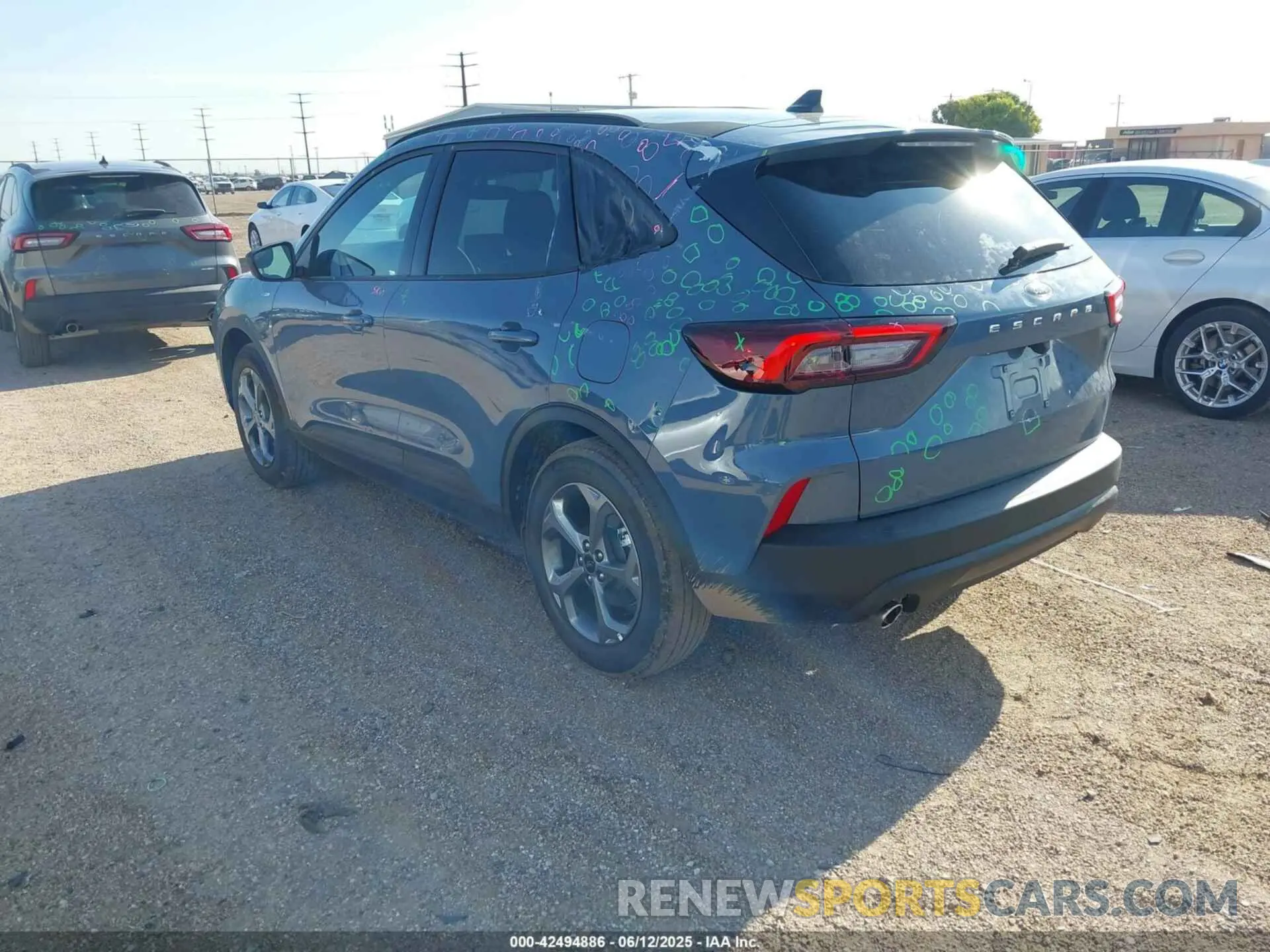3 fotografías del automóvil dañado 1FMCU0MN8SUB01169 FORD ESCAPE 2025