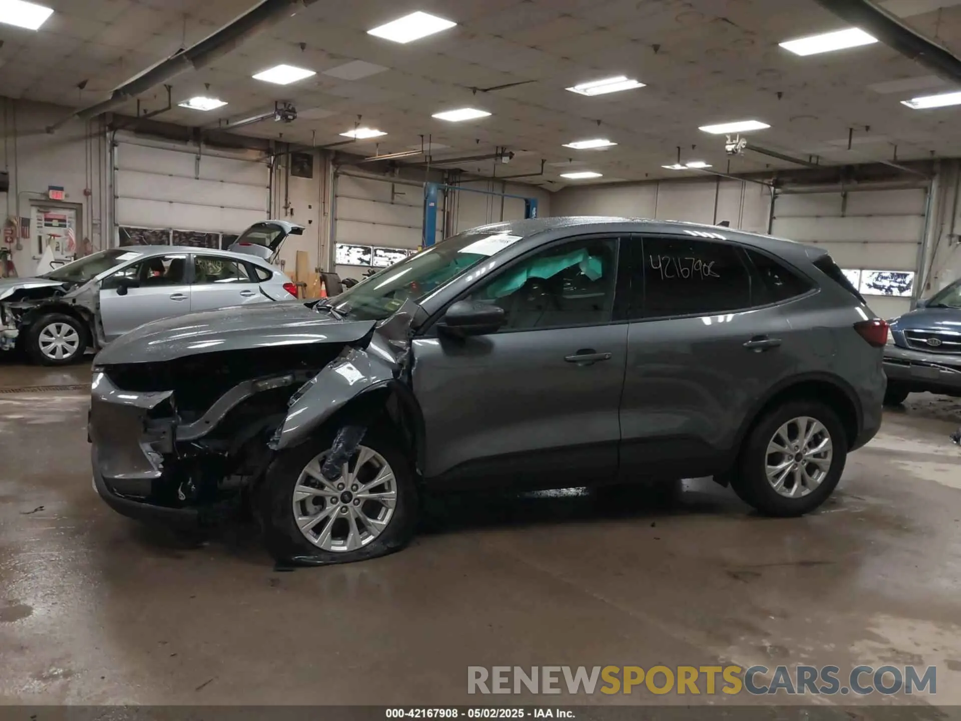 15 fotografías del automóvil dañado 1FMCU9GN7SUA20681 FORD ESCAPE 2025