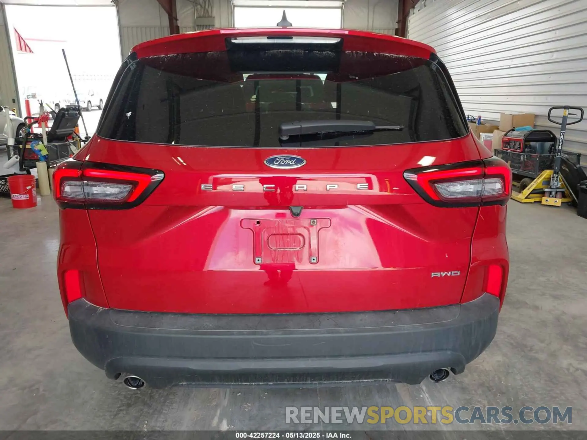 17 fotografías del automóvil dañado 1FMCU9MN3SUA10444 FORD ESCAPE 2025