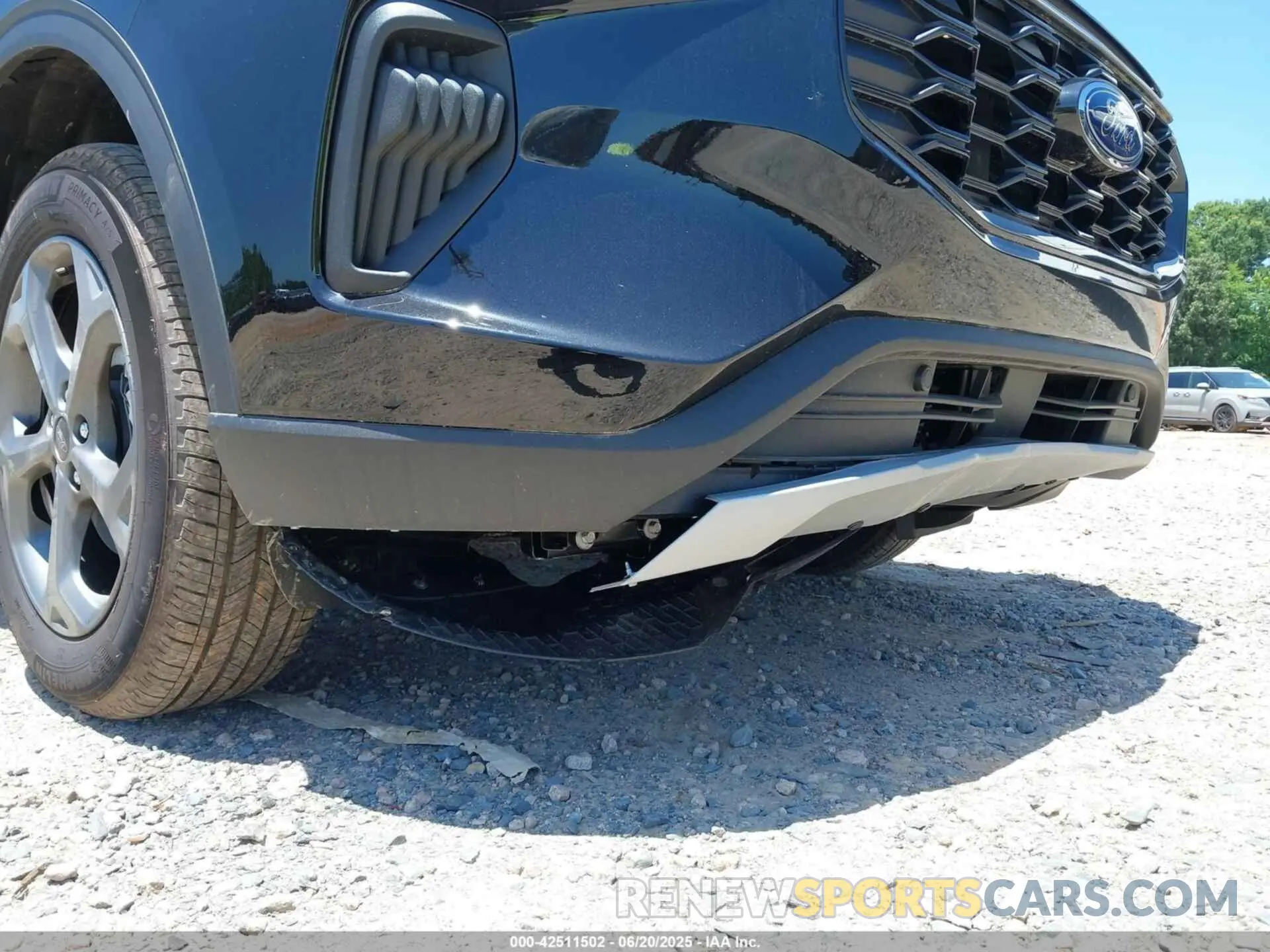 6 fotografías del automóvil dañado 1FMCU9MN8SUA34867 FORD ESCAPE 2025