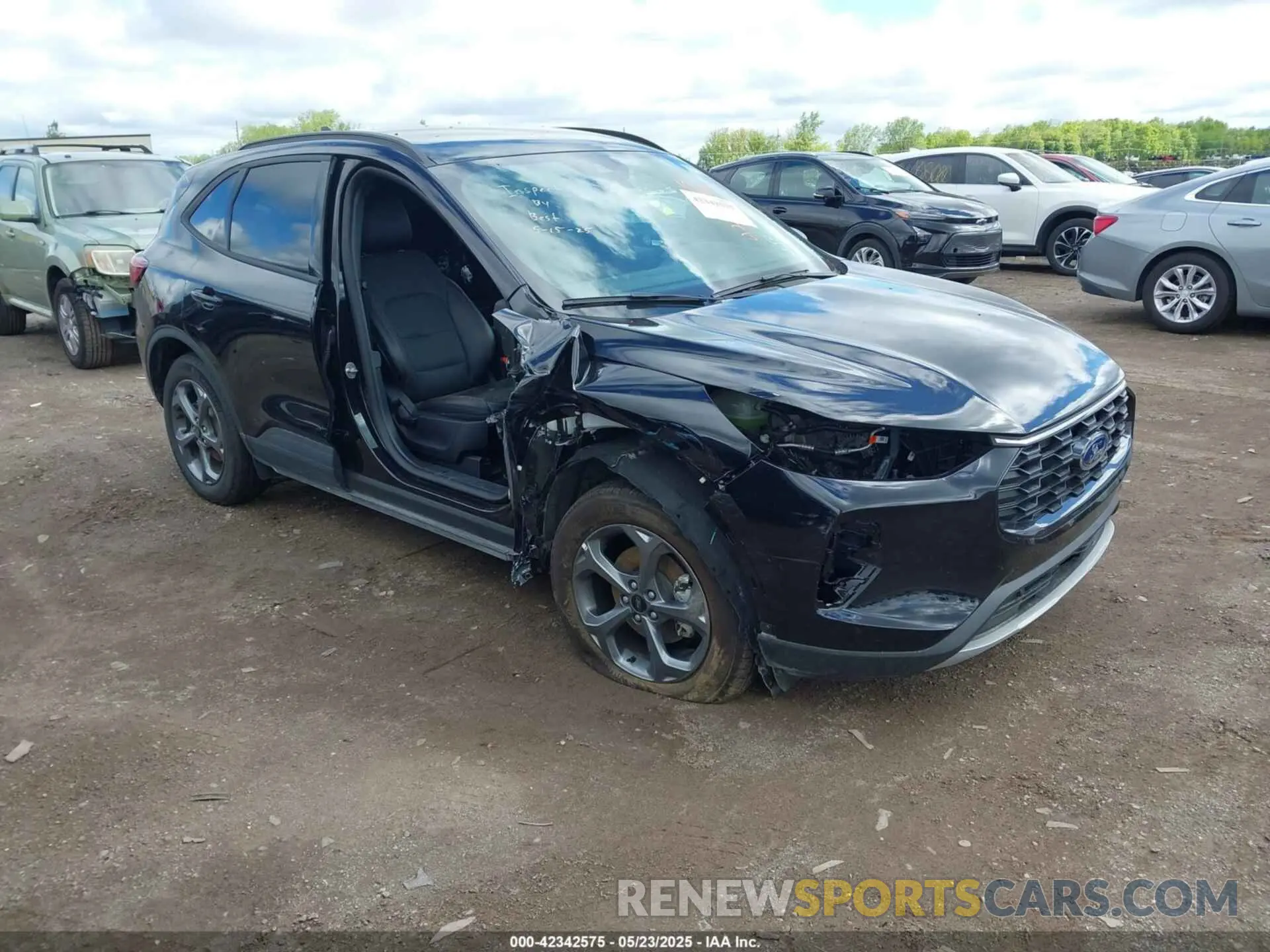 1 fotografías del automóvil dañado 1FMCU9MNXSUA63061 FORD ESCAPE 2025