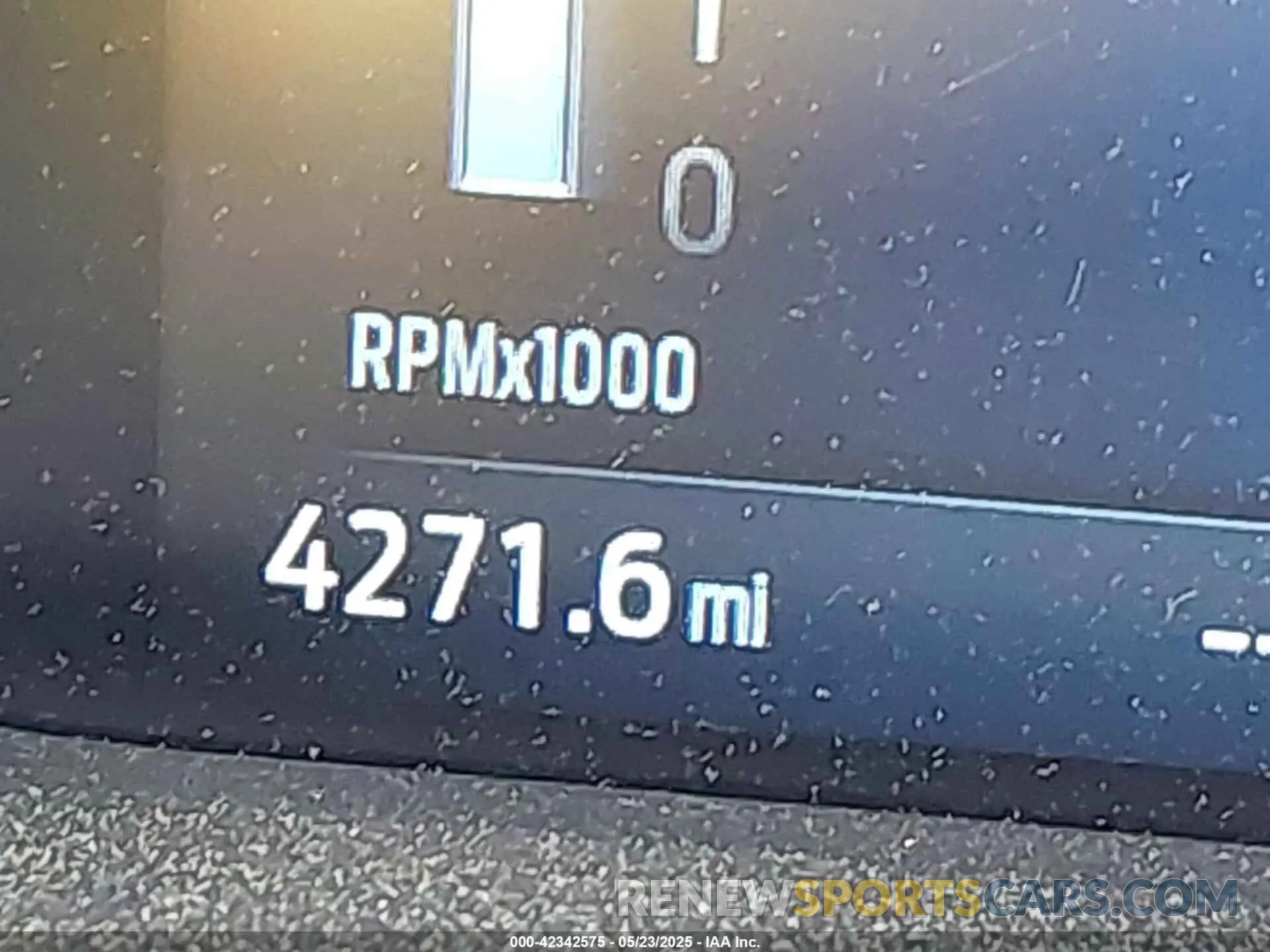 16 fotografías del automóvil dañado 1FMCU9MNXSUA63061 FORD ESCAPE 2025