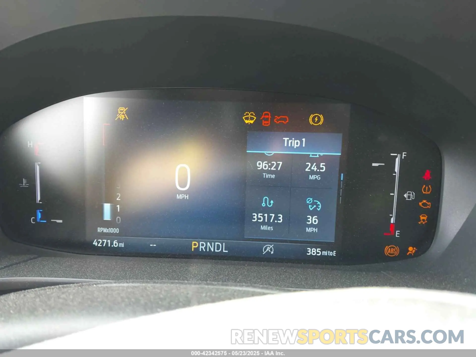 7 fotografías del automóvil dañado 1FMCU9MNXSUA63061 FORD ESCAPE 2025