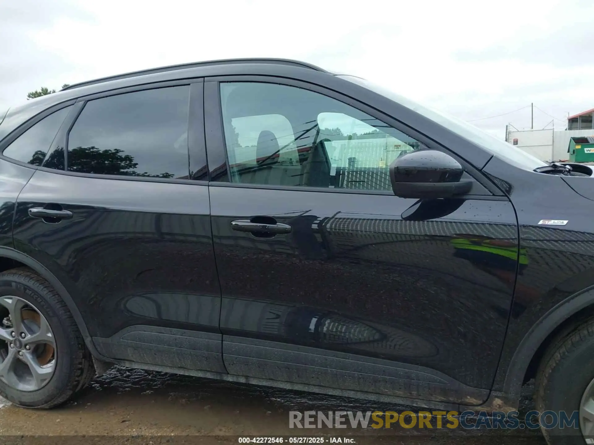 12 fotografías del automóvil dañado 1FMCU9NA0SUA43056 FORD ESCAPE 2025
