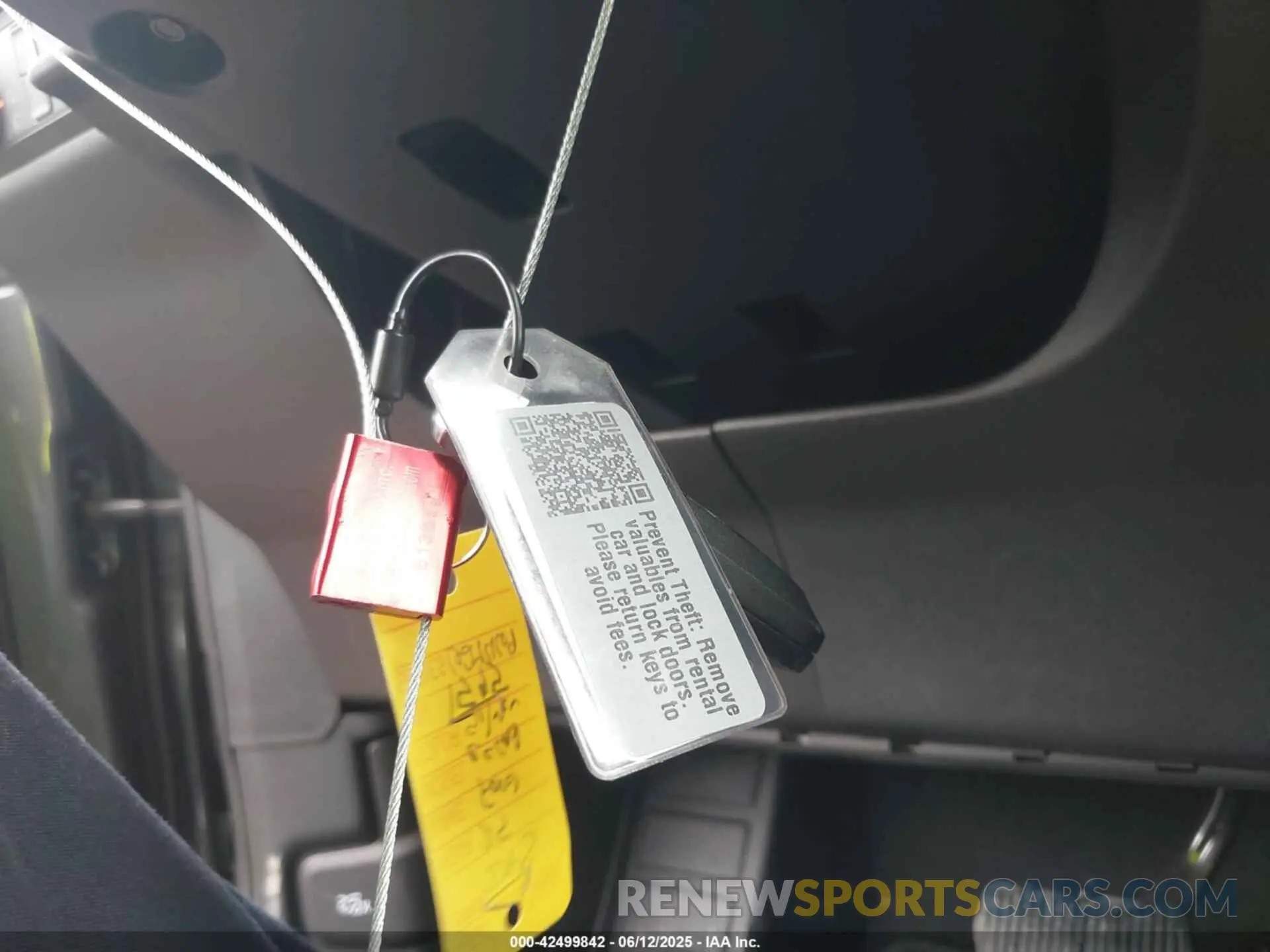 11 fotografías del automóvil dañado 1FMCU9NA9SUA41595 FORD ESCAPE 2025