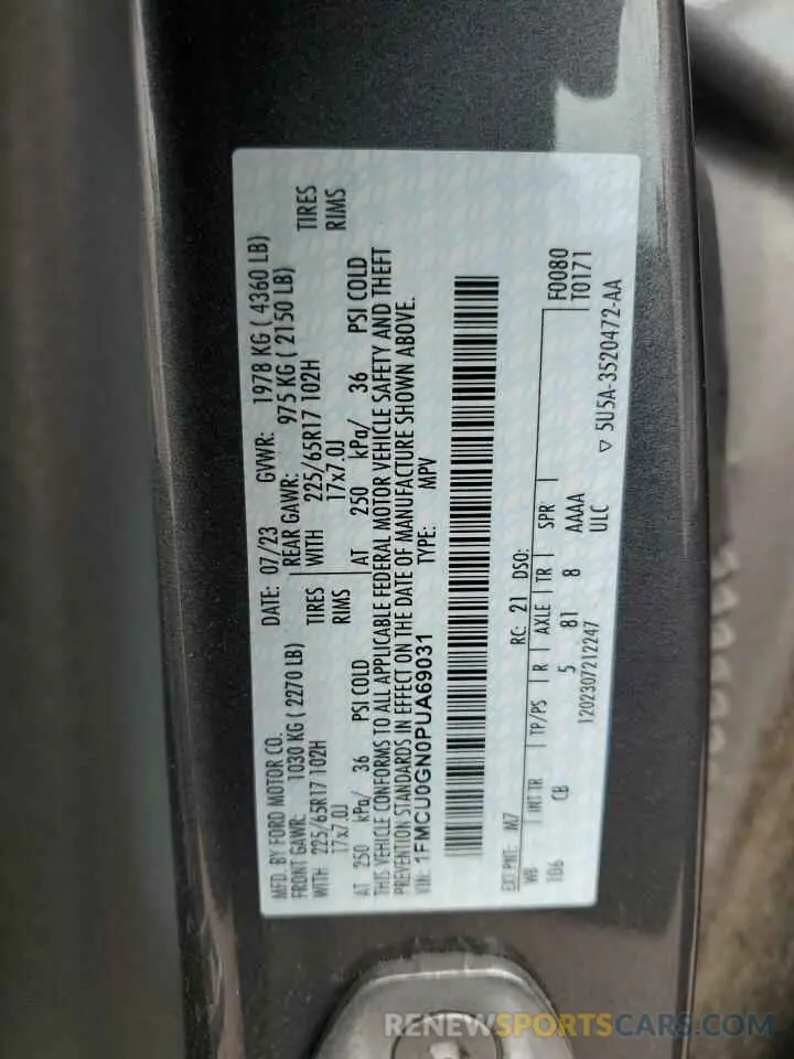 12 fotografías del automóvil dañado 1FMCU0GN0PUA69031 FORD ESCAPE ACT 2023