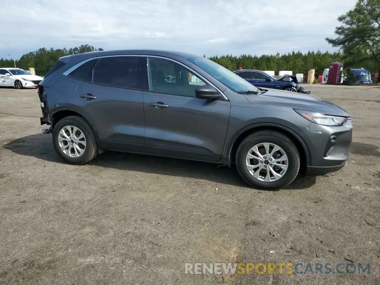 4 fotografías del automóvil dañado 1FMCU0GN0PUA69031 FORD ESCAPE ACT 2023