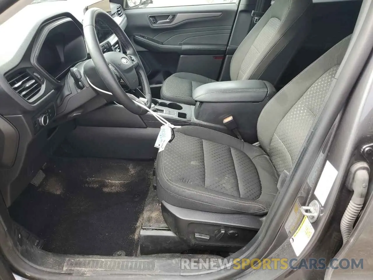 7 fotografías del automóvil dañado 1FMCU0GN0PUA69031 FORD ESCAPE ACT 2023