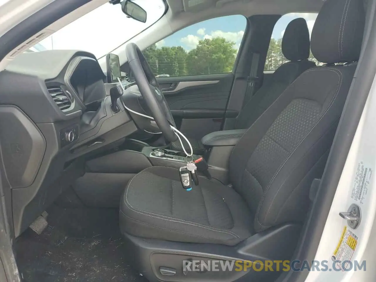 7 fotografías del automóvil dañado 1FMCU0GN4PUA41362 FORD ESCAPE ACT 2023