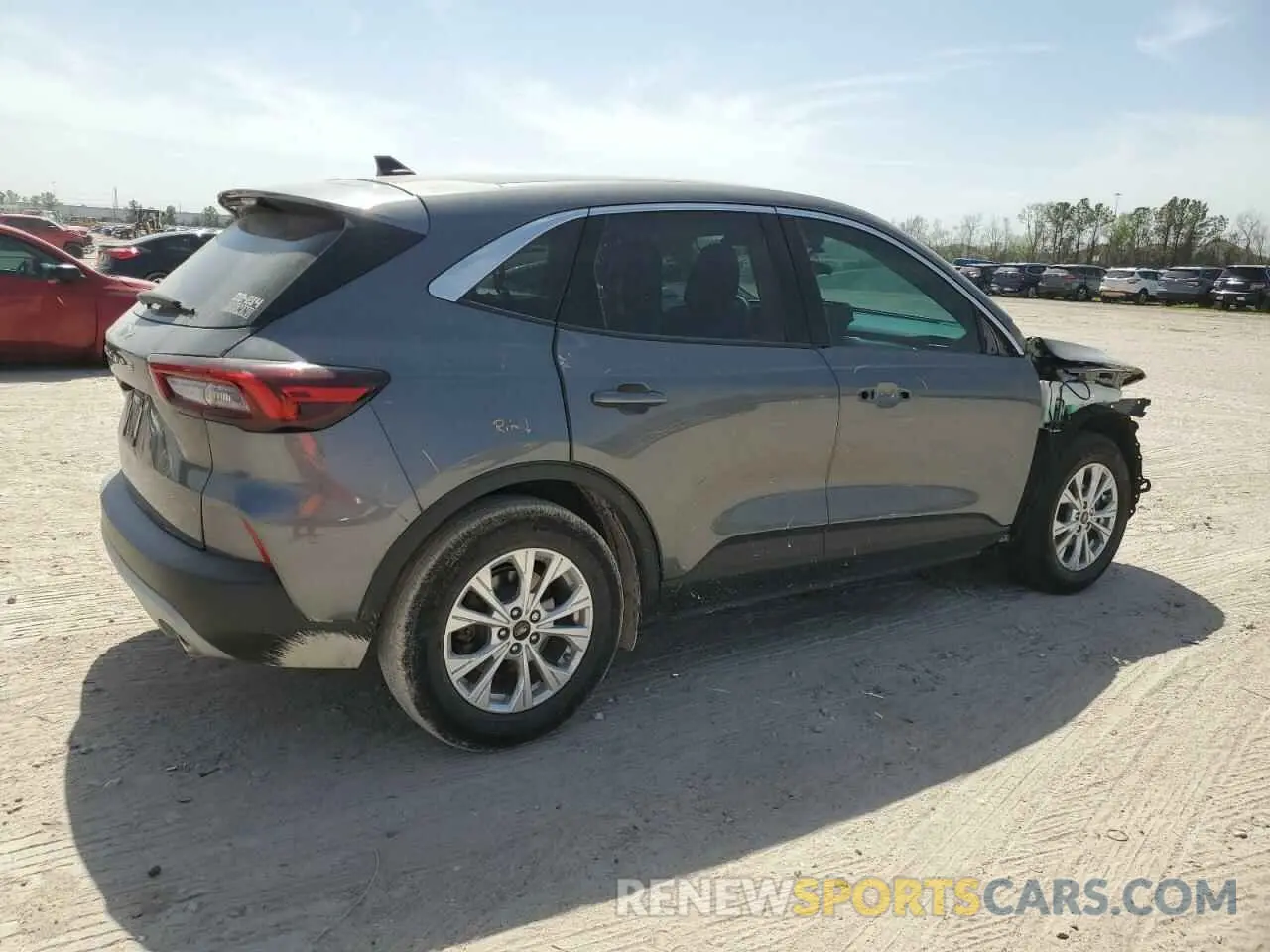 3 fotografías del automóvil dañado 1FMCU0GN5PUA85094 FORD ESCAPE ACT 2023