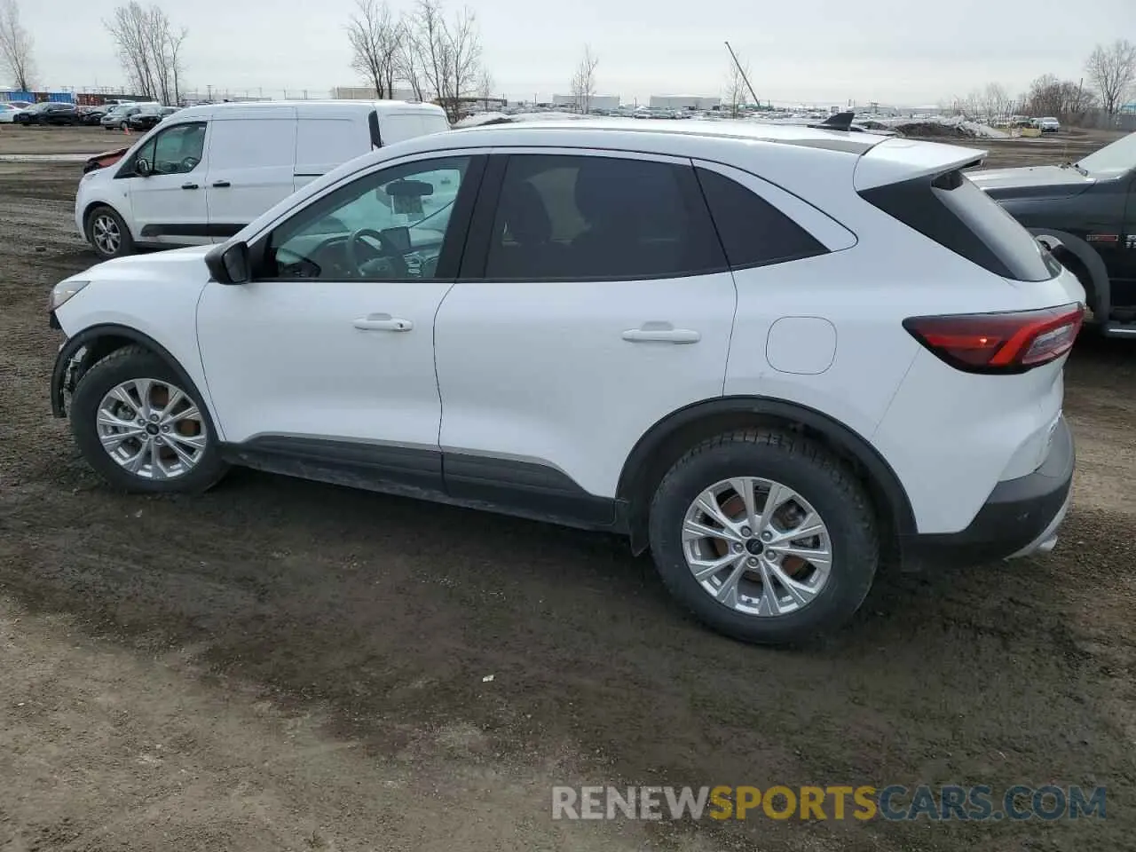 2 fotografías del automóvil dañado 1FMCU0GN7PUA59239 FORD ESCAPE ACT 2023
