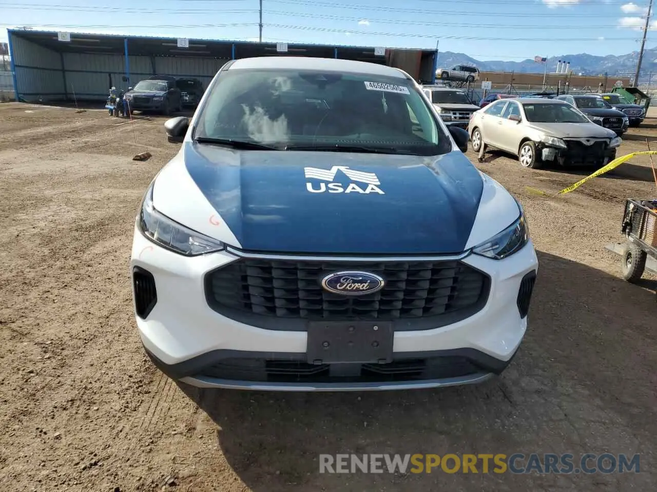 5 fotografías del automóvil dañado 1FMCU0GN8PUA41560 FORD ESCAPE ACT 2023