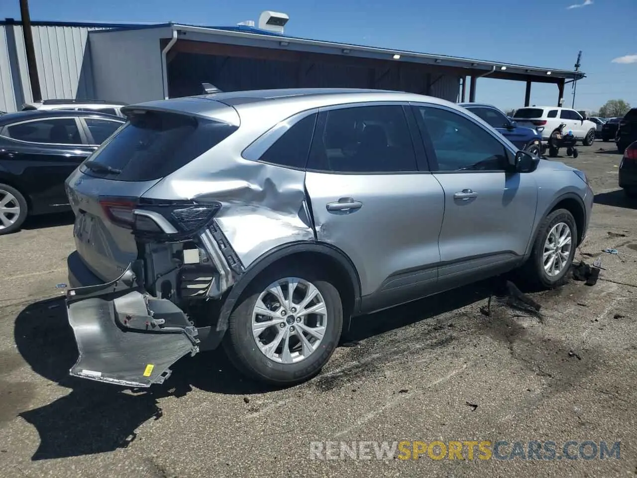 3 fotografías del automóvil dañado 1FMCU9GN3PUA01097 FORD ESCAPE ACT 2023