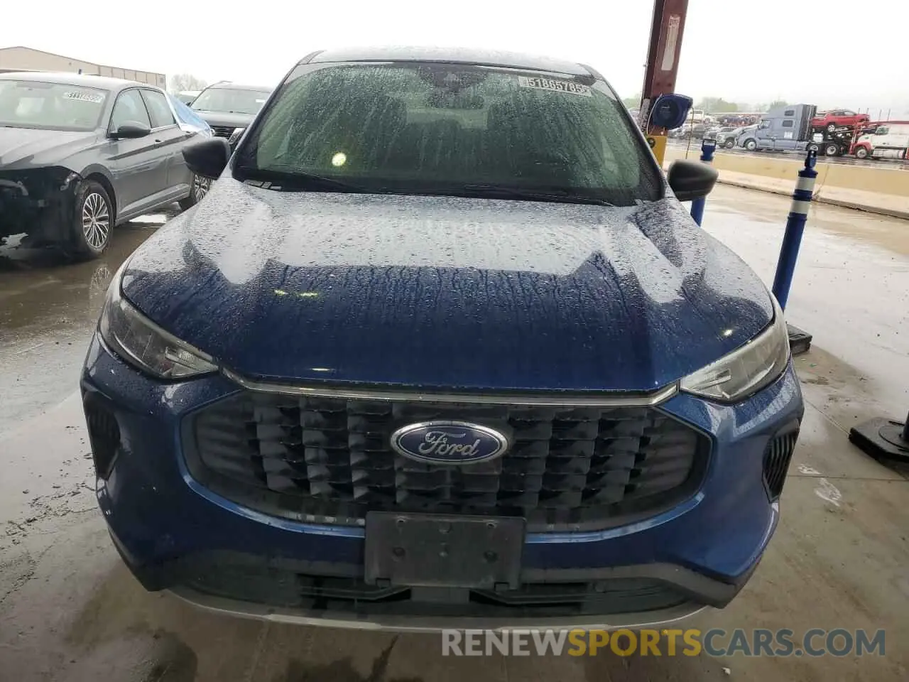 5 fotografías del automóvil dañado 1FMCU9GN6PUA34112 FORD ESCAPE ACT 2023