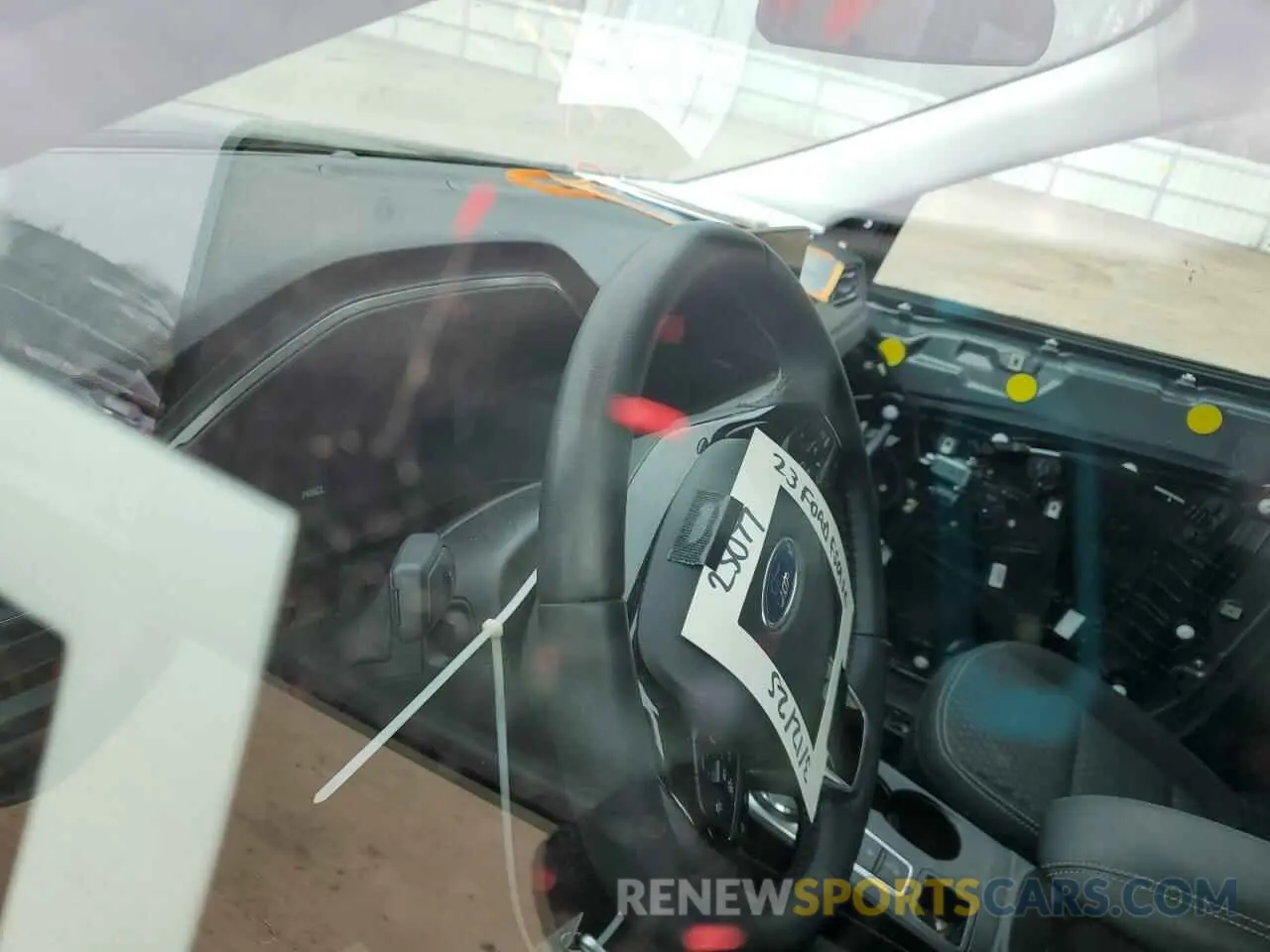9 fotografías del automóvil dañado 1FMCU9GN7PUB41895 FORD ESCAPE ACT 2023