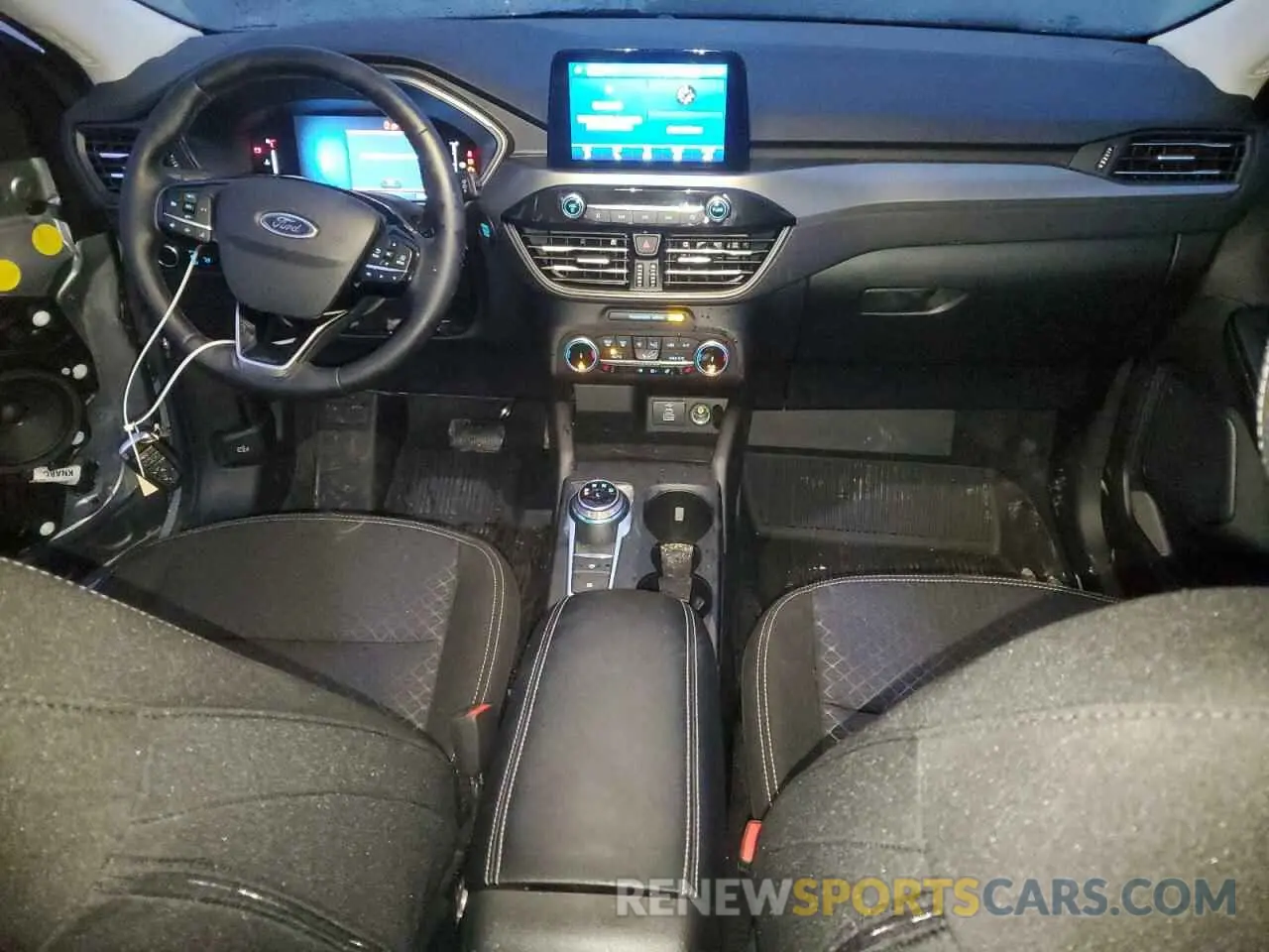 8 fotografías del automóvil dañado 1FMCU0GN1RUB06283 FORD ESCAPE ACT 2024