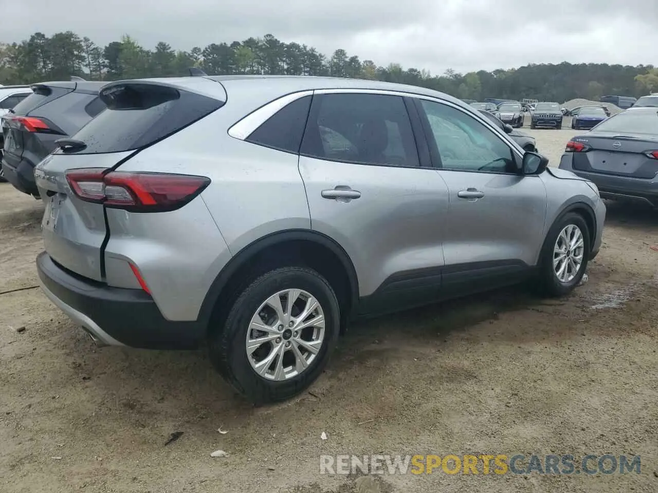 3 fotografías del automóvil dañado 1FMCU0GN4RUA05514 FORD ESCAPE ACT 2024