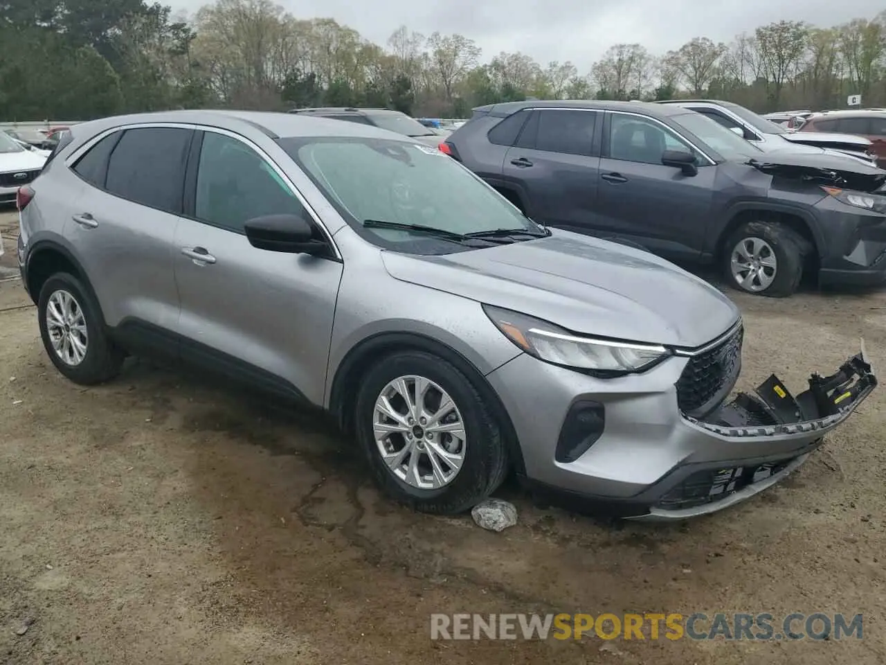 4 fotografías del automóvil dañado 1FMCU0GN4RUA05514 FORD ESCAPE ACT 2024