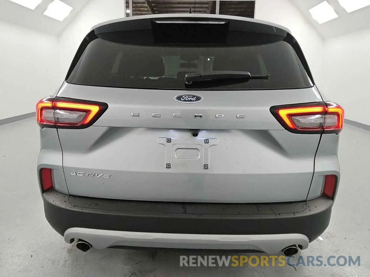 6 fotografías del automóvil dañado 1FMCU0GN4RUA72856 FORD ESCAPE ACT 2024