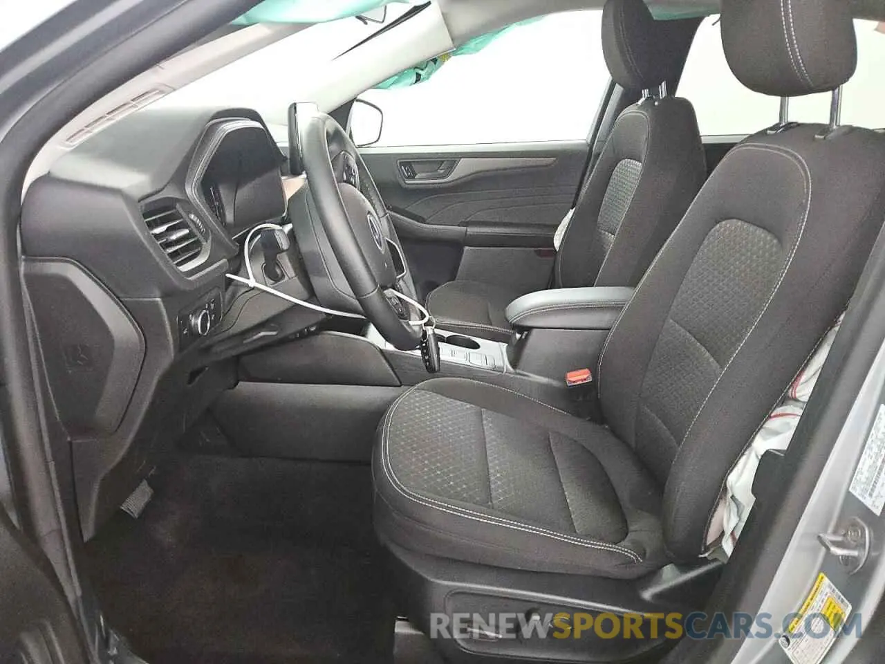 7 fotografías del automóvil dañado 1FMCU0GN4RUA72856 FORD ESCAPE ACT 2024