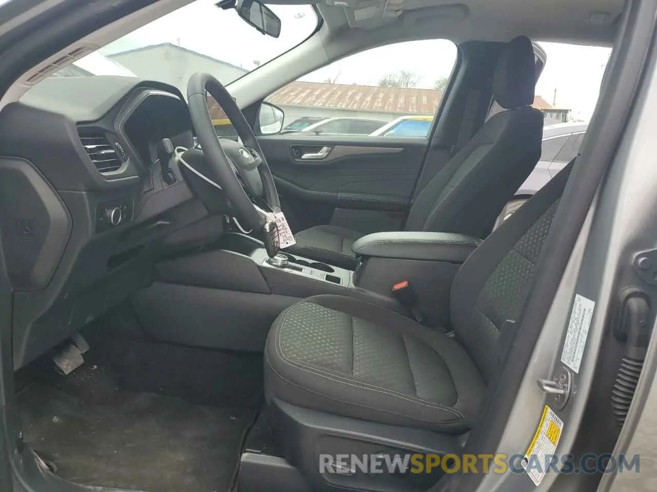 7 fotografías del automóvil dañado 1FMCU0GN5RUA40532 FORD ESCAPE ACT 2024