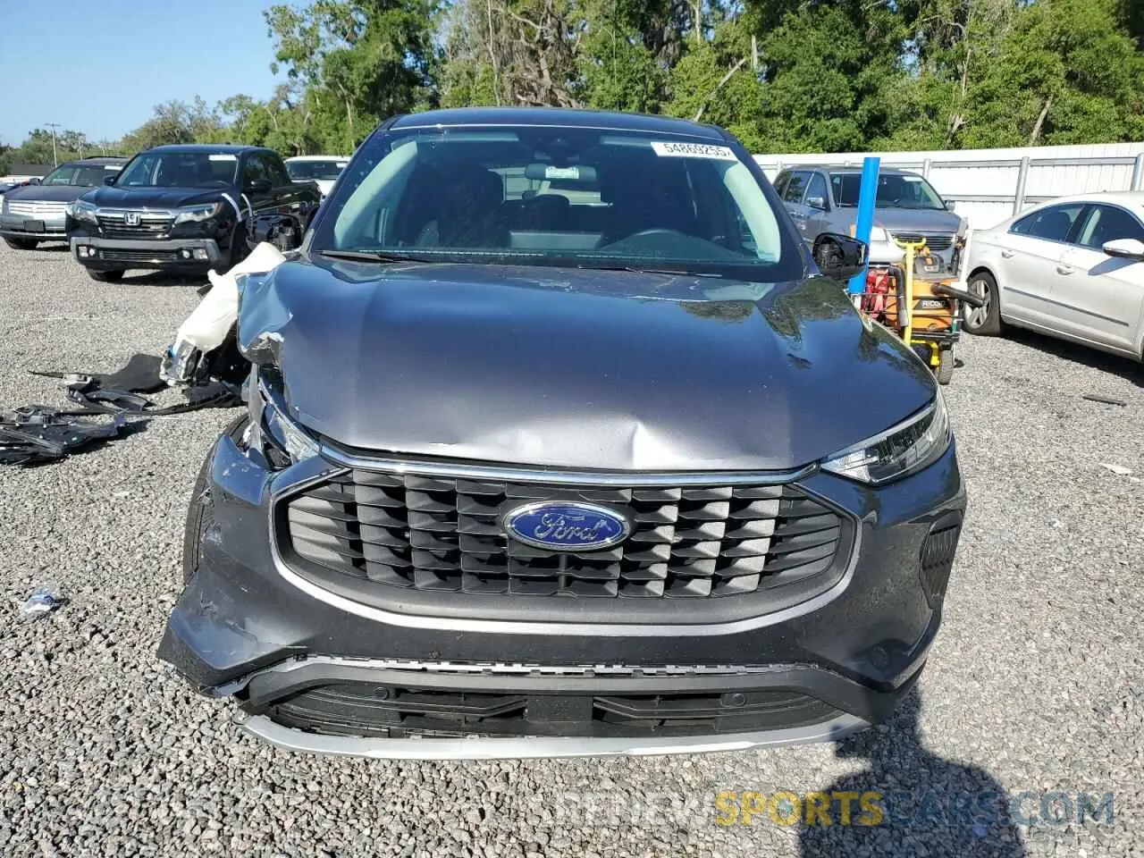 5 fotografías del automóvil dañado 1FMCU0GN5RUA47500 FORD ESCAPE ACT 2024