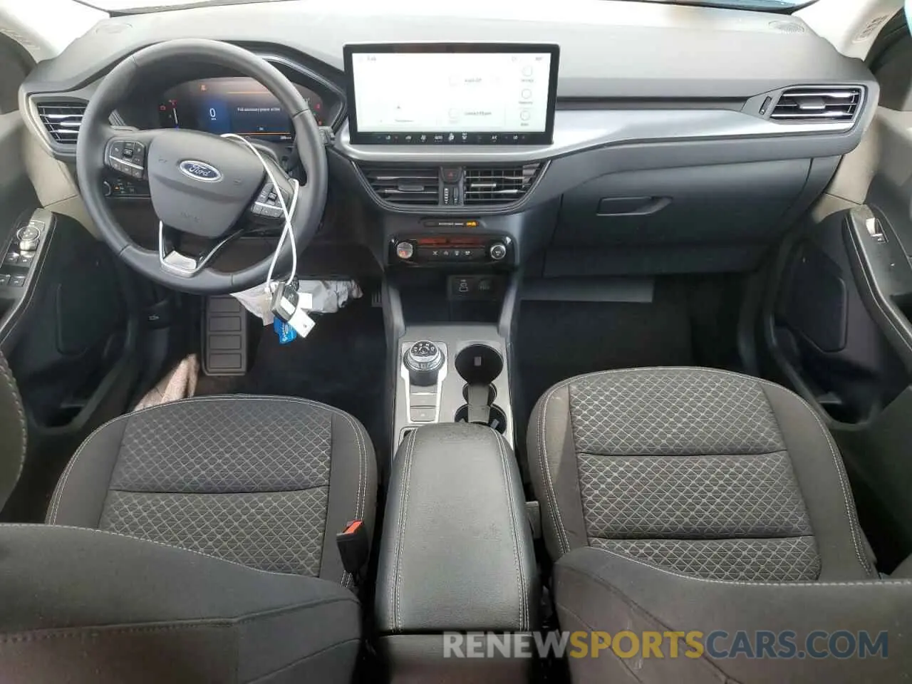 8 fotografías del automóvil dañado 1FMCU0GN5RUA47500 FORD ESCAPE ACT 2024