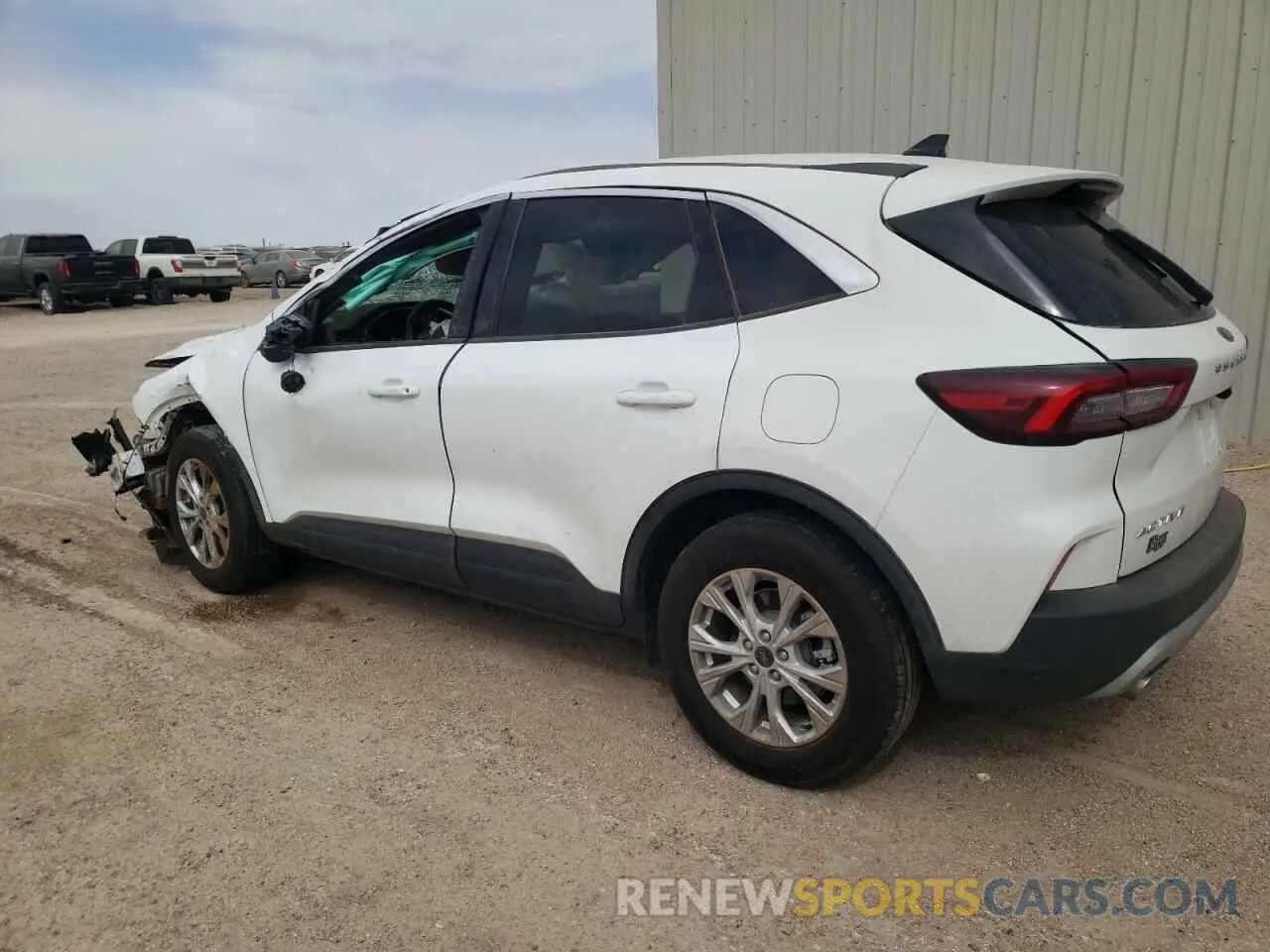 2 fotografías del automóvil dañado 1FMCU0GN5RUA72879 FORD ESCAPE ACT 2024