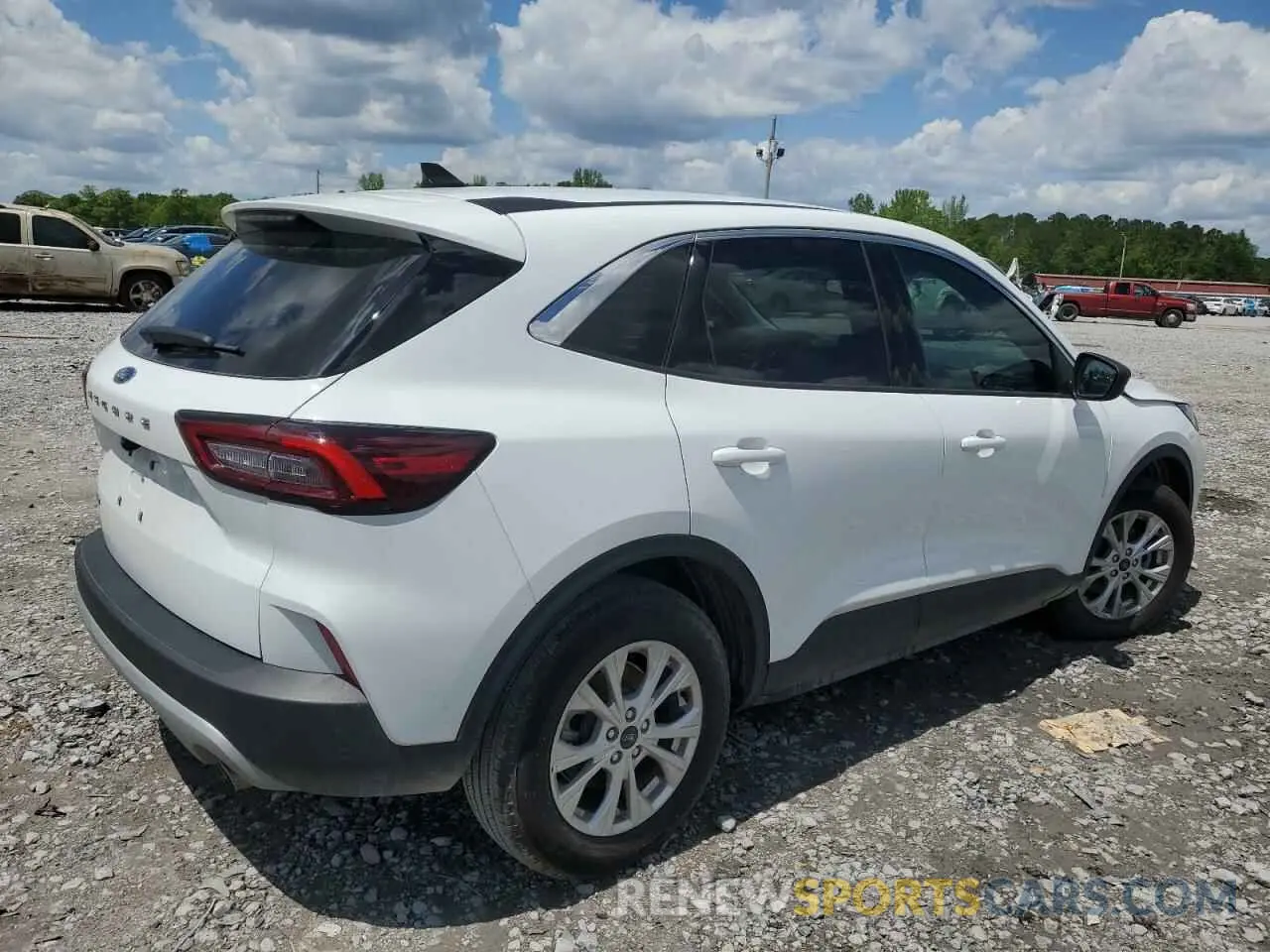 3 fotografías del automóvil dañado 1FMCU0GN7RUA20458 FORD ESCAPE ACT 2024