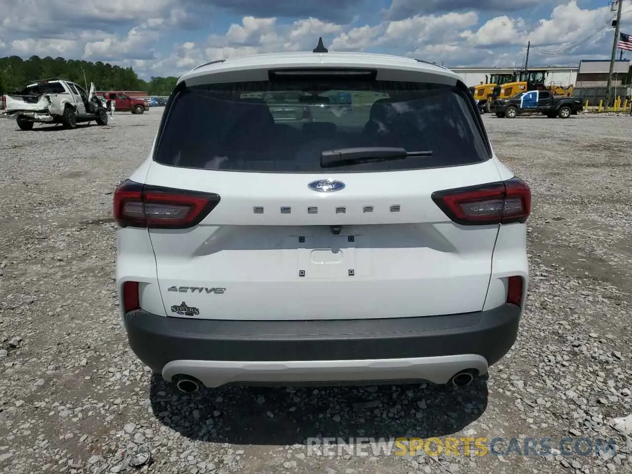 6 fotografías del automóvil dañado 1FMCU0GN7RUA20458 FORD ESCAPE ACT 2024